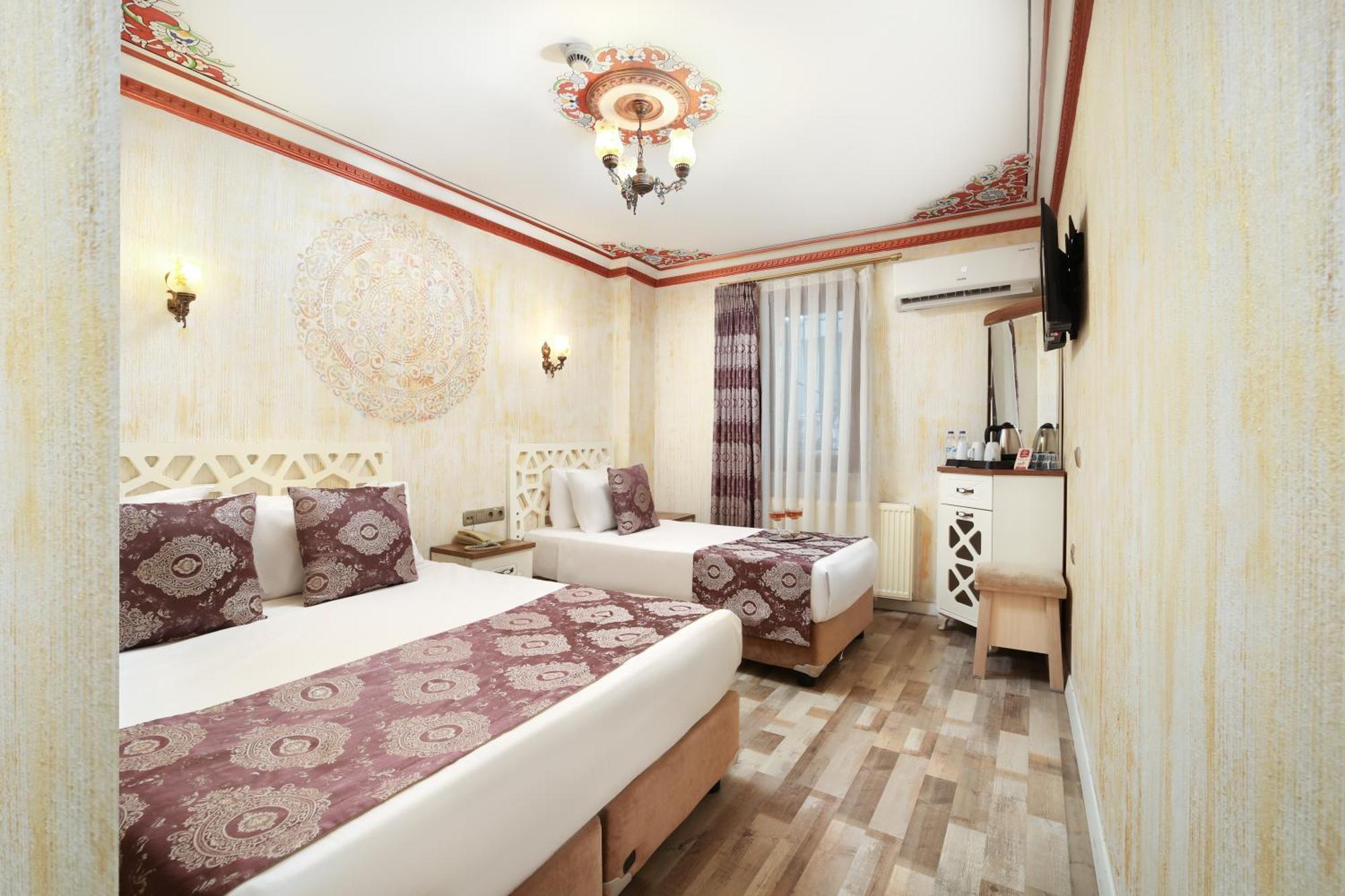 Comfort Triple Room