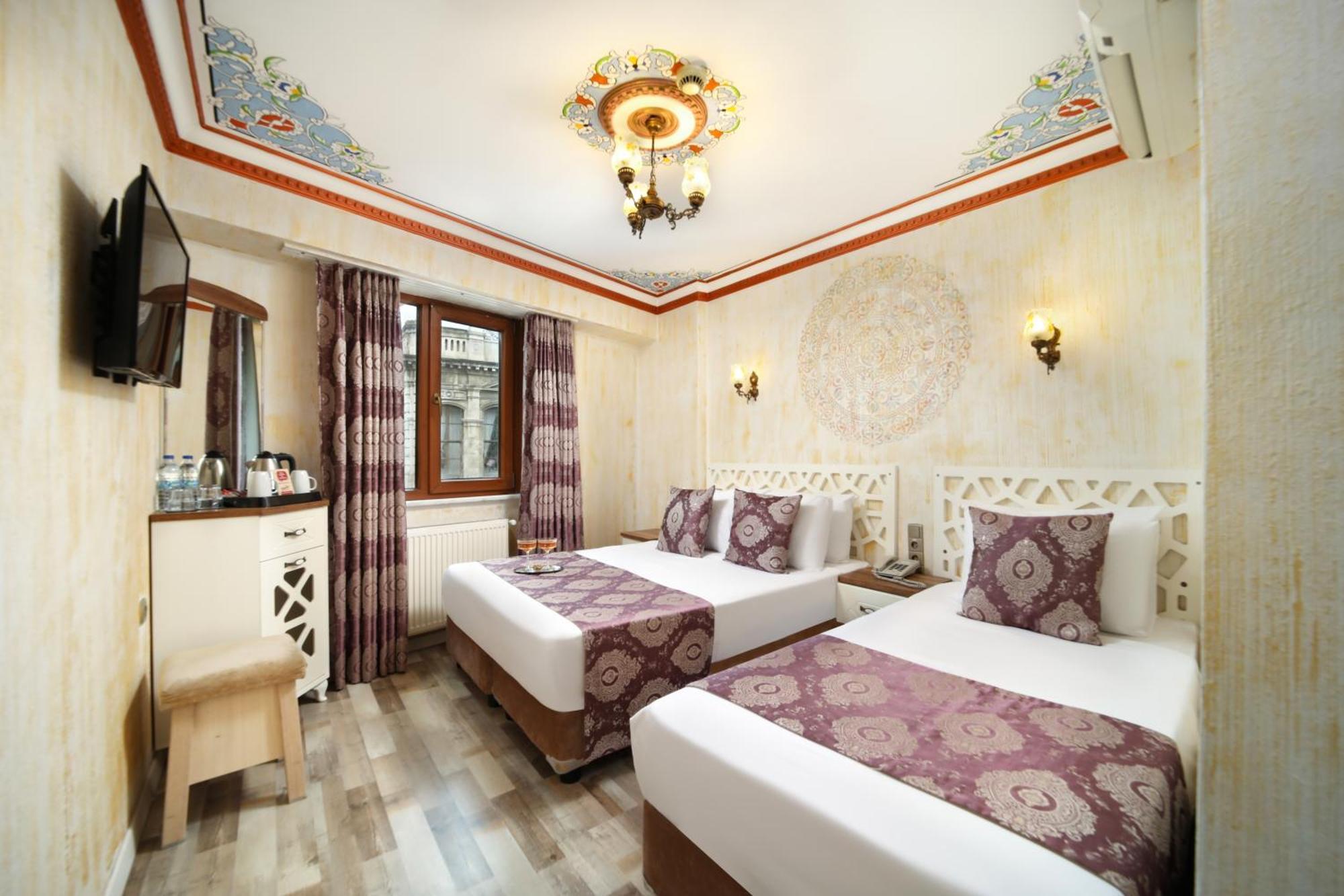 Comfort Triple Room