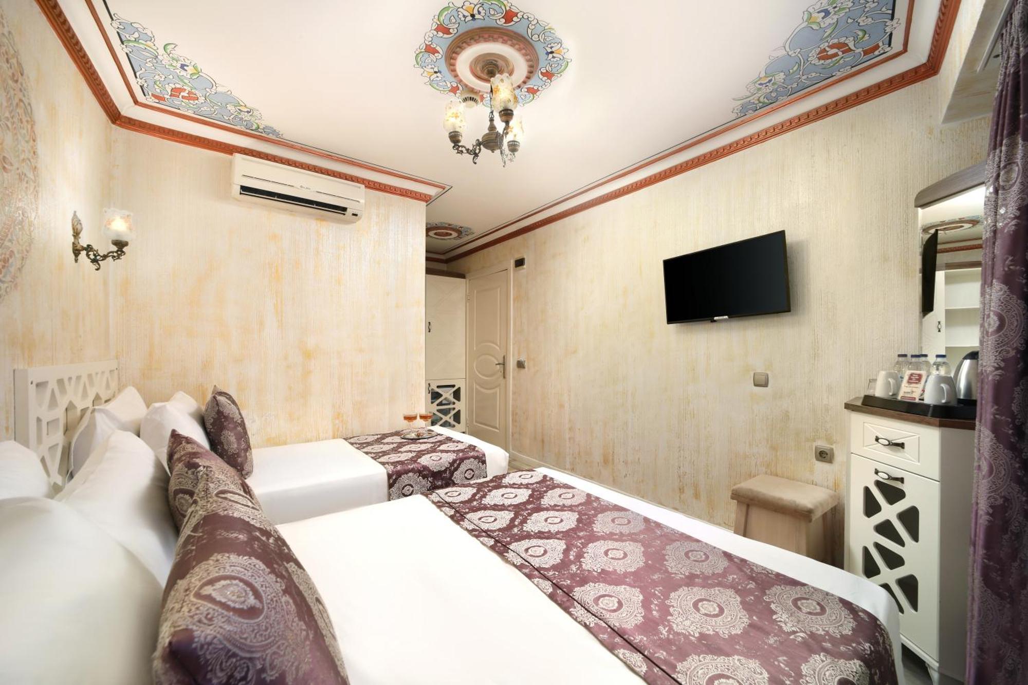 Comfort Triple Room