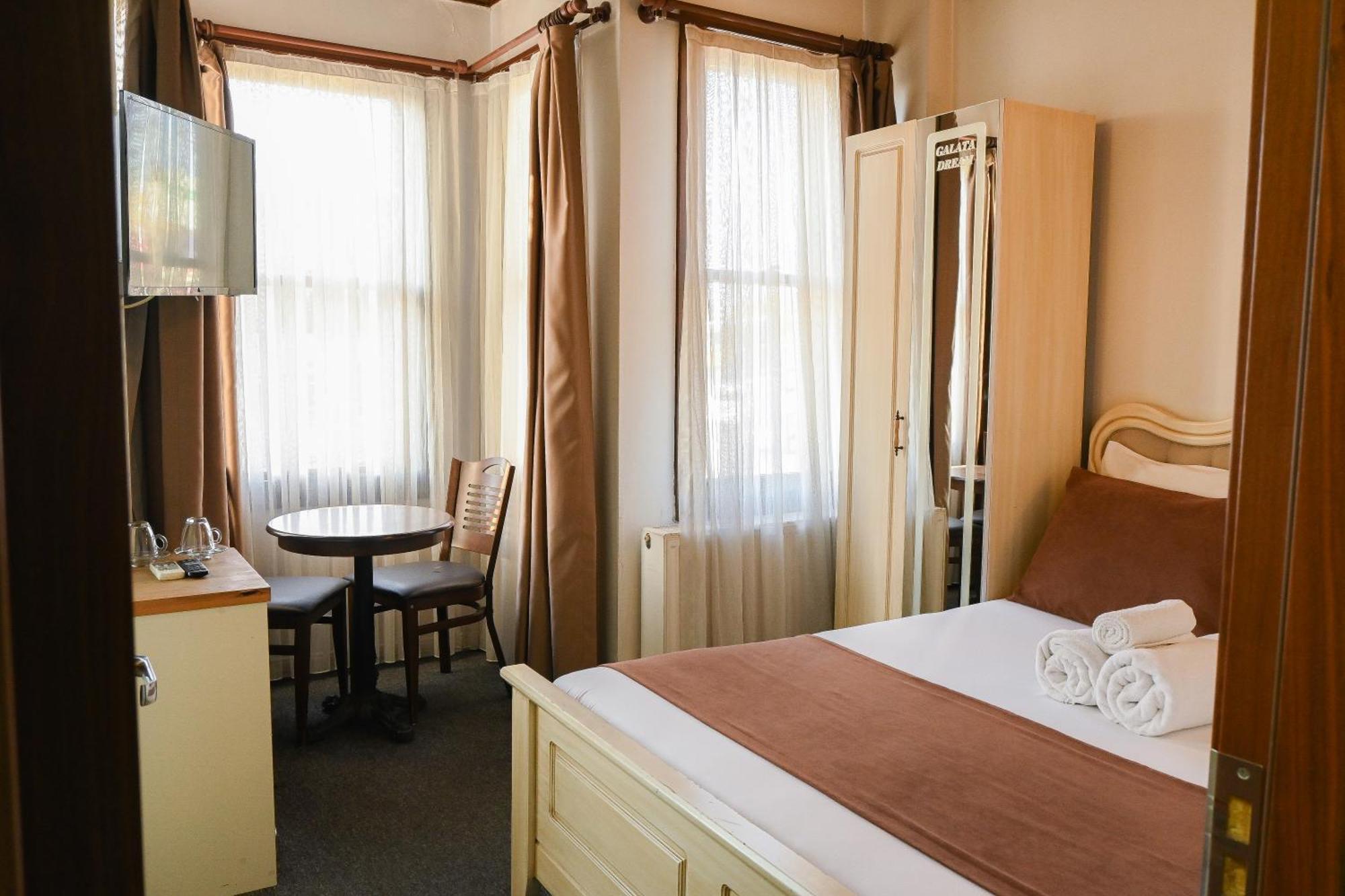 Large Double Room