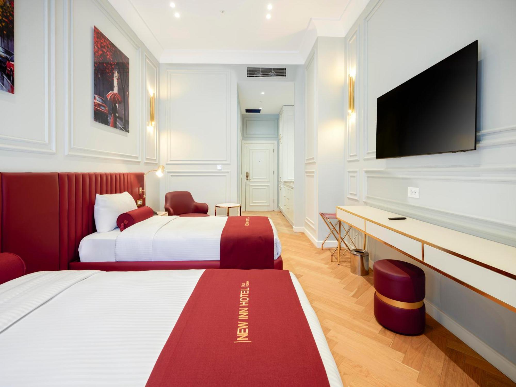 Deluxe Double or Twin Room