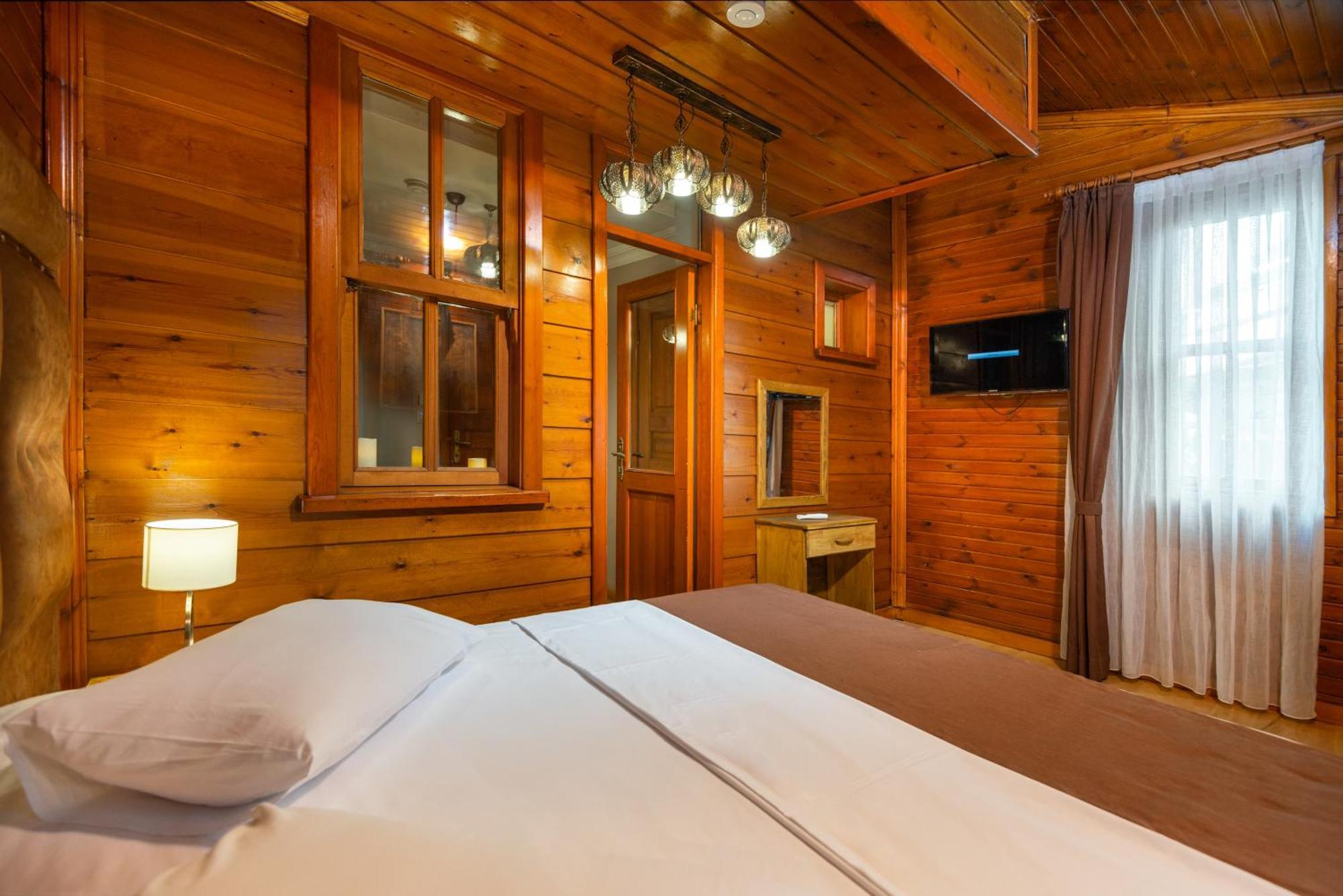 Superior Double Room,1619230400:JPEG