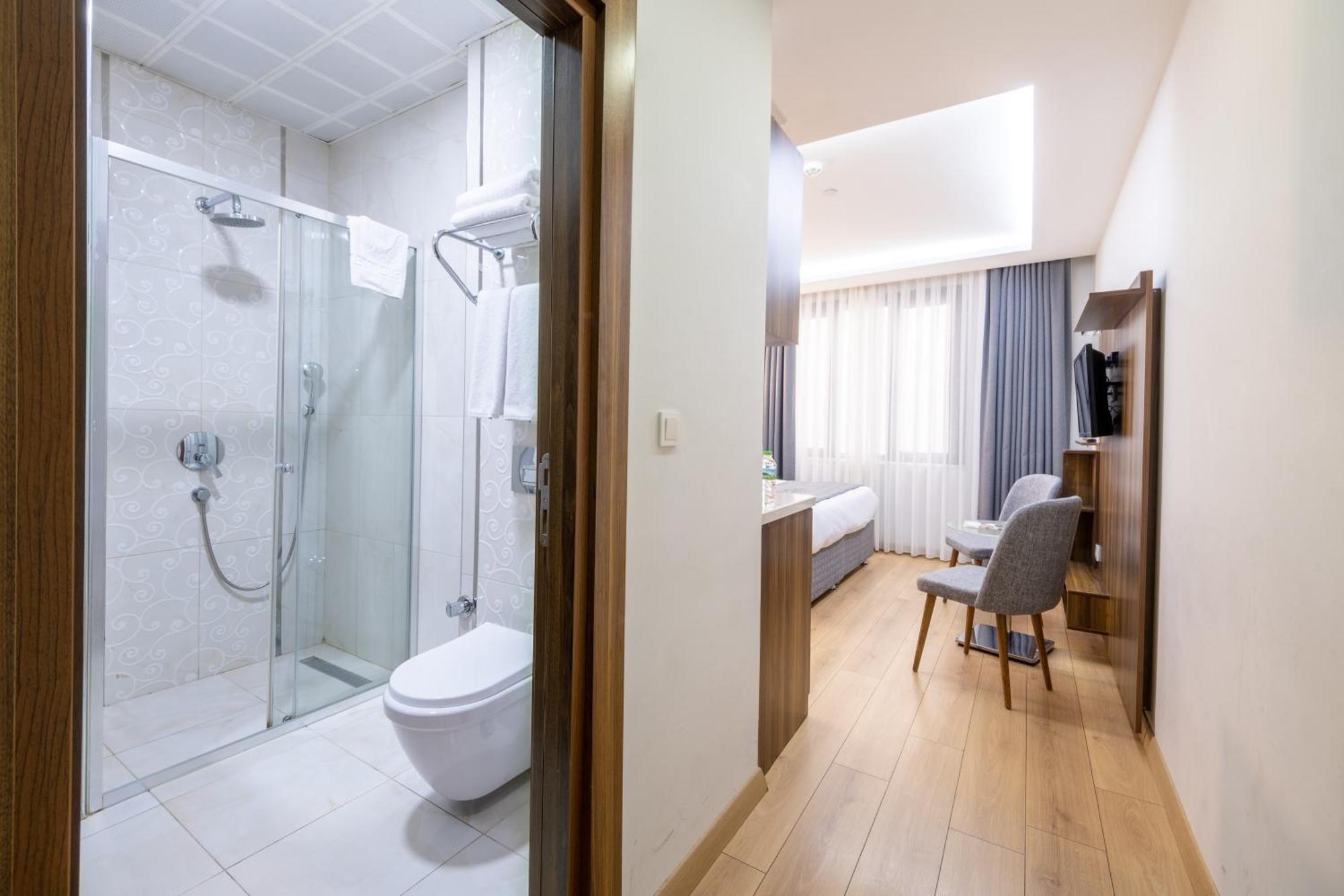 Deluxe Çift Kişilik Oda
