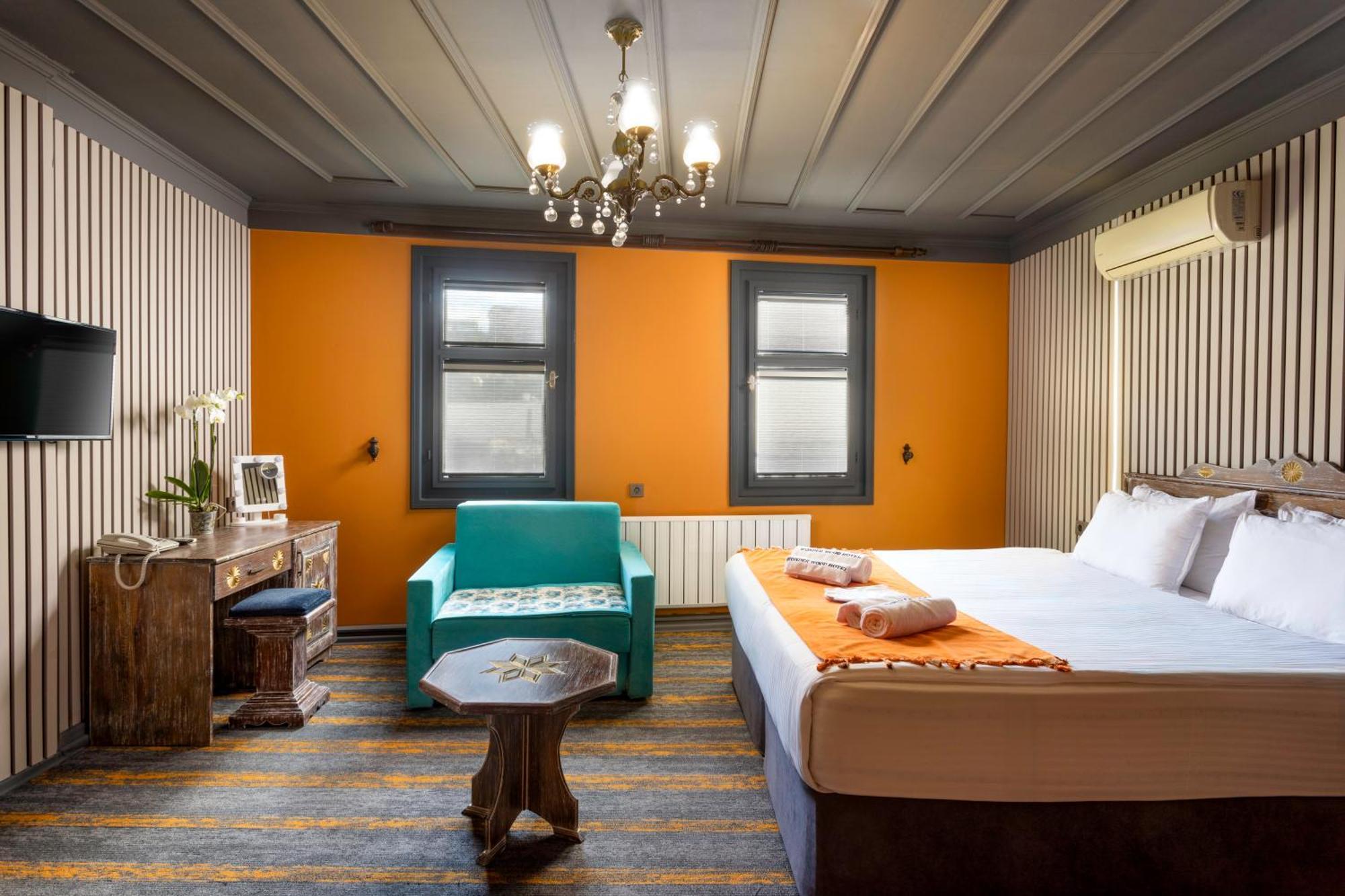 Deluxe Double Room with Extra Bed