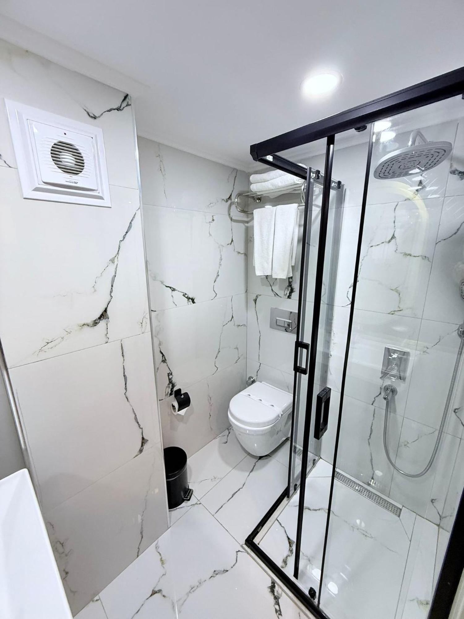 Superior Double or Twin Room,1634427025:JPEG