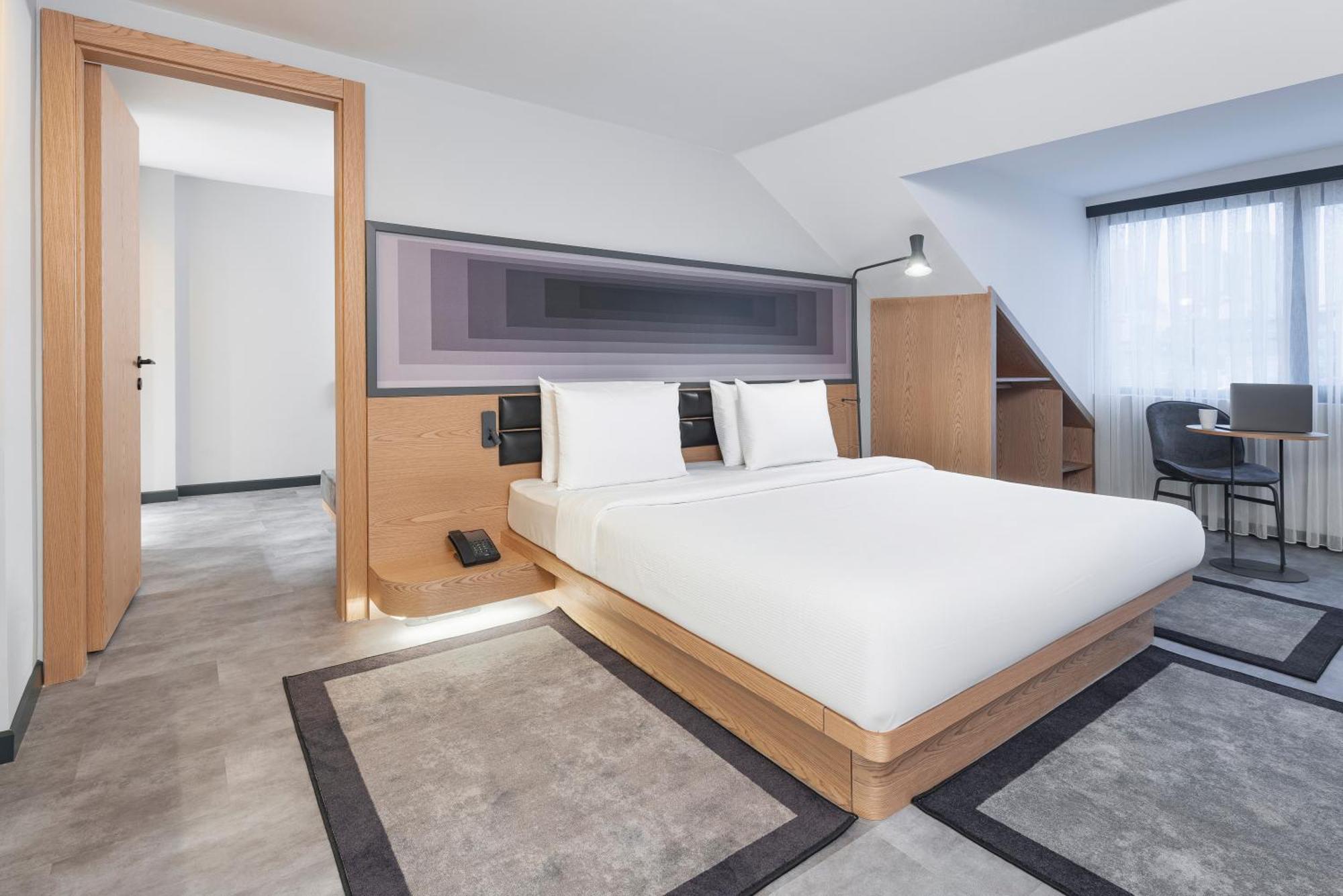 King Suite