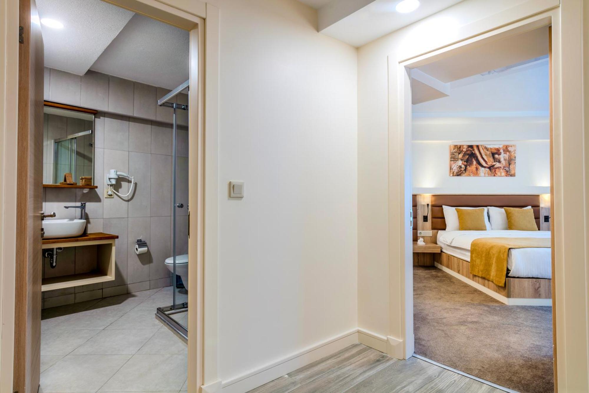 Queen Room