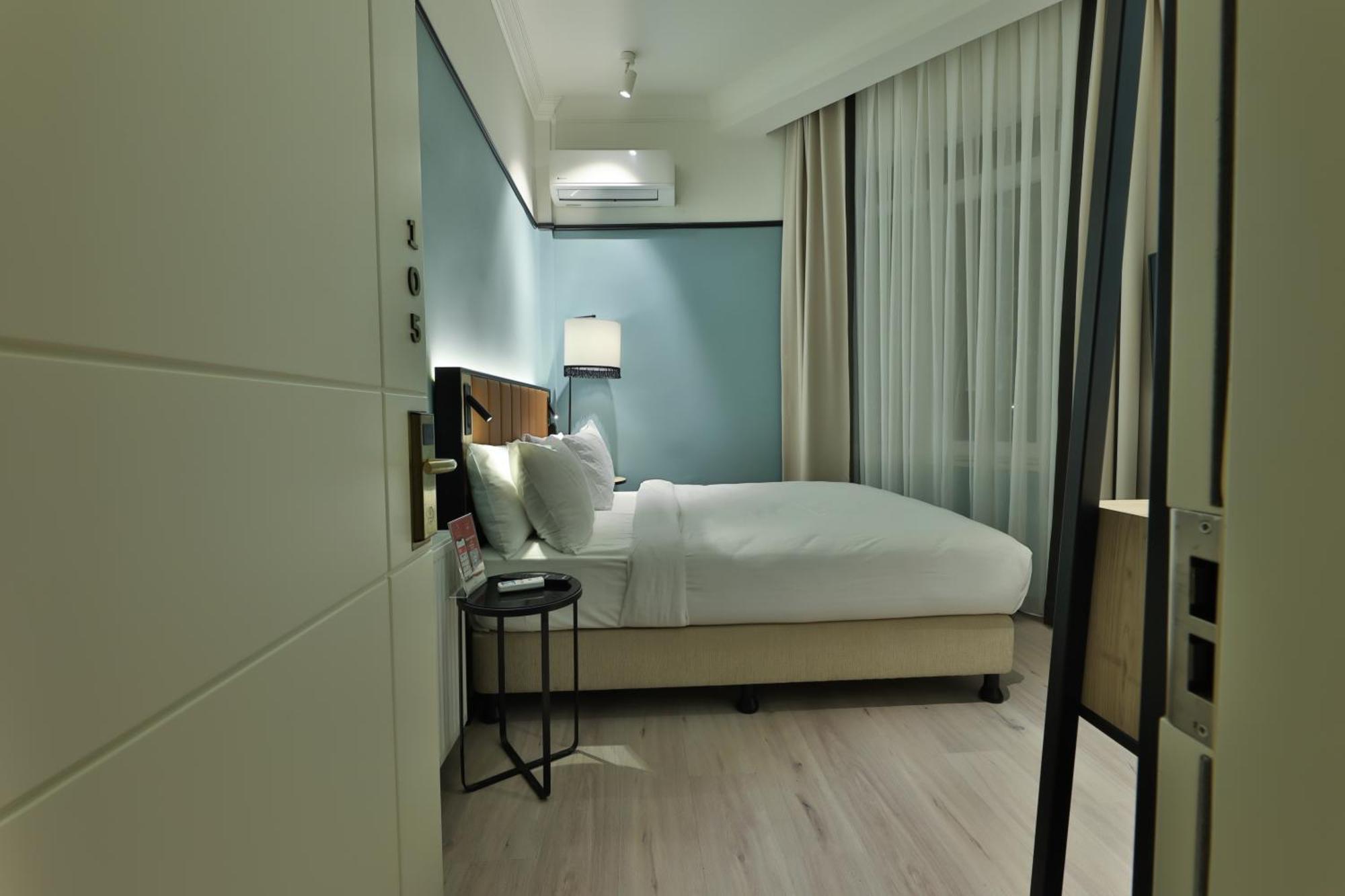 Double Room Private Bathroom