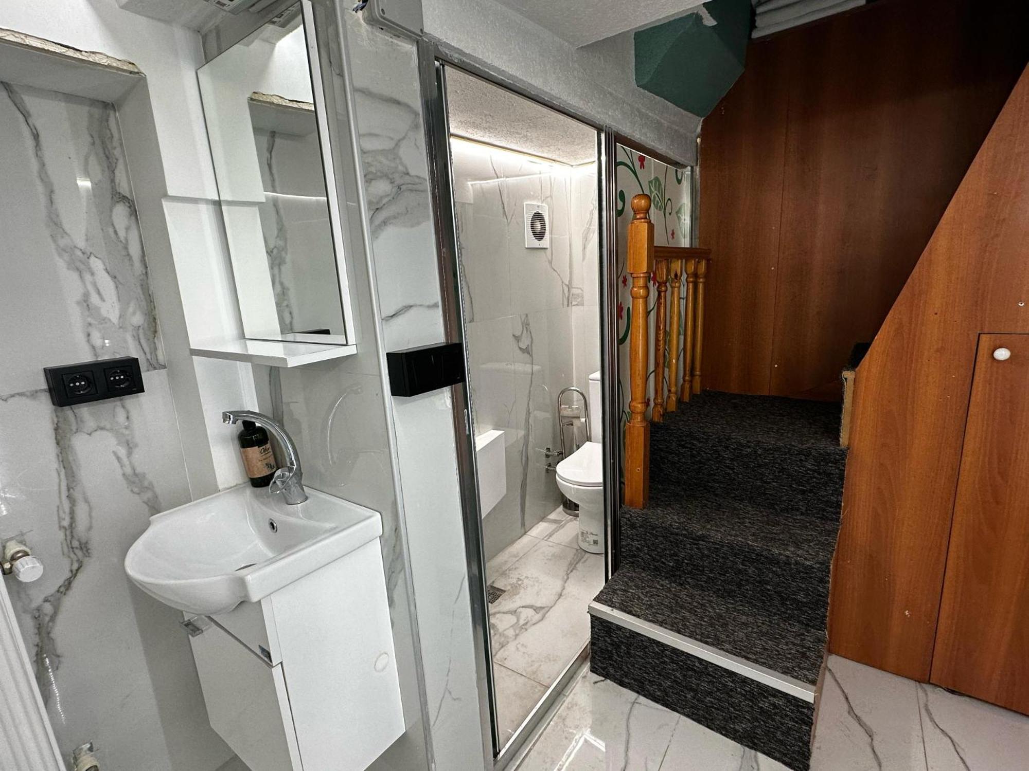 Deluxe Suite Spa Bath,1661722637:JPEG