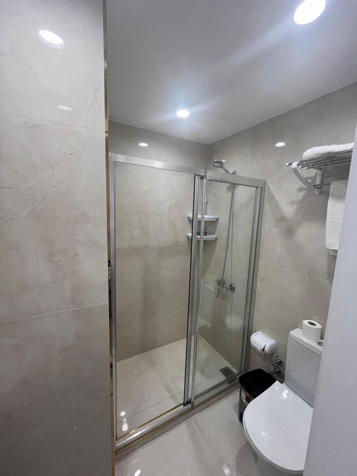 Economy Quadruple Room