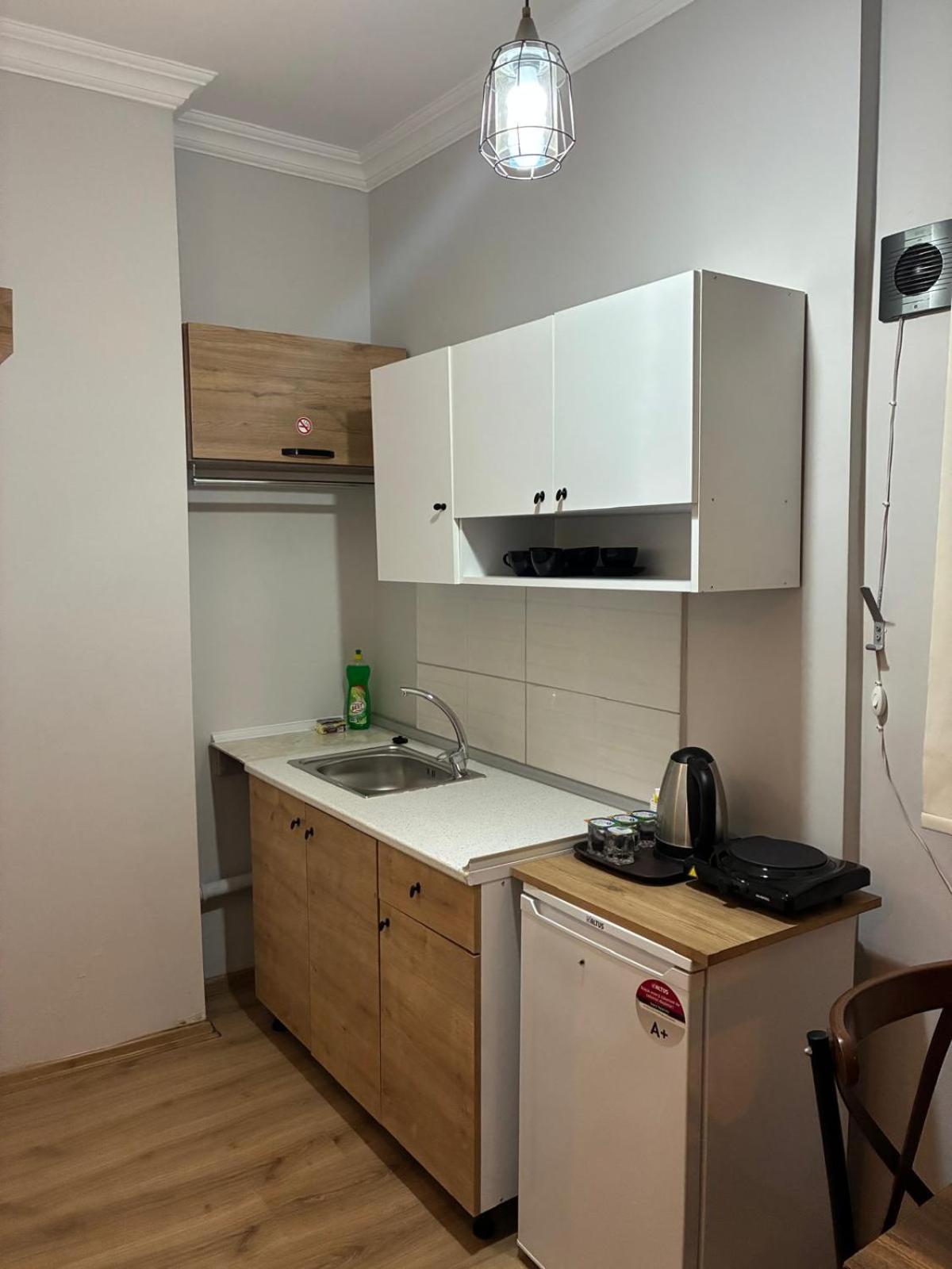 Three-Bedroom Deluxe Apartment