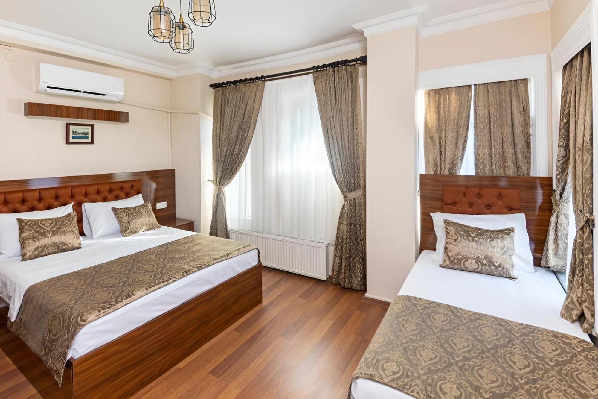 Deluxe Apartment