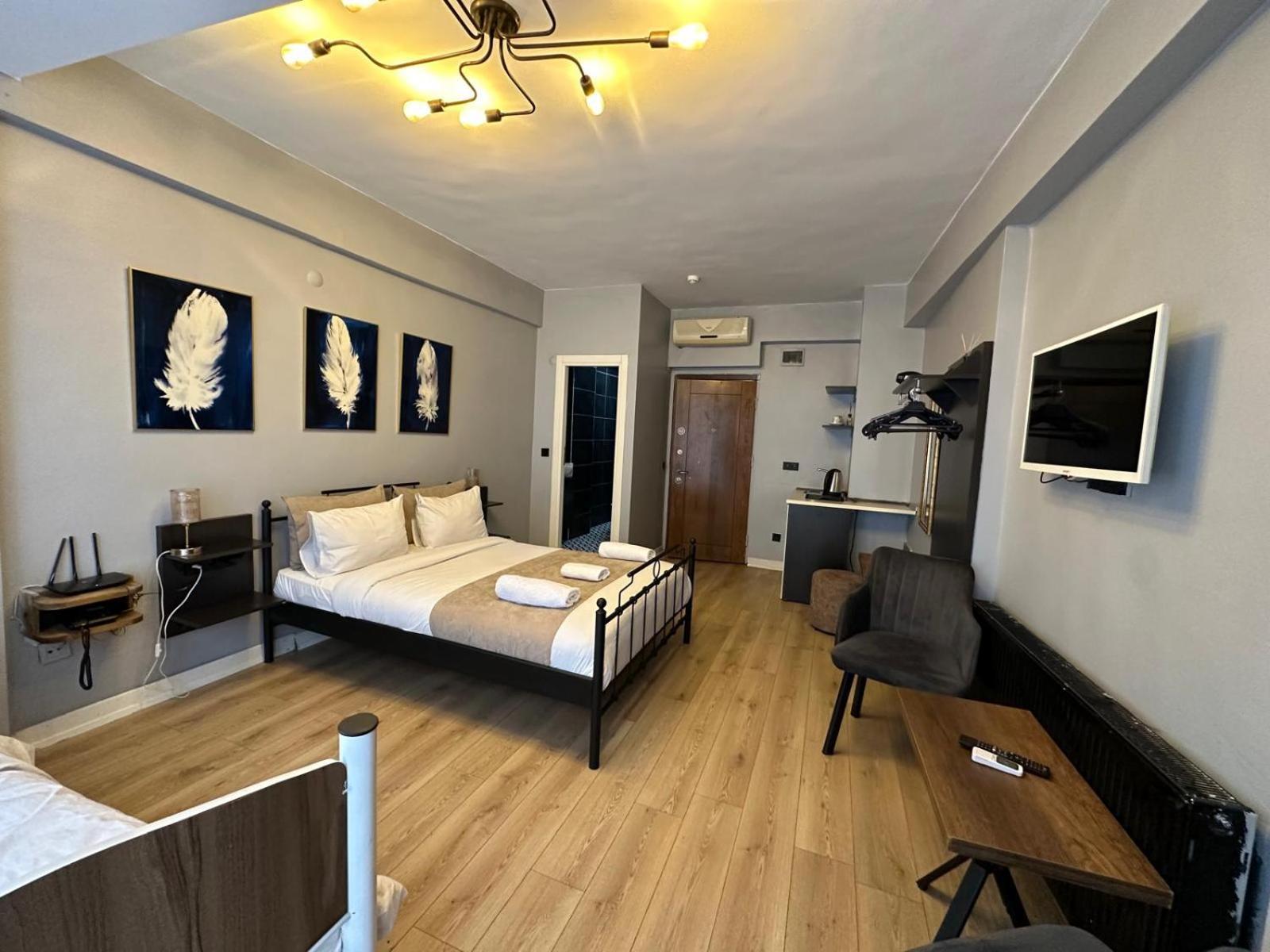 Deluxe Quadruple Room
