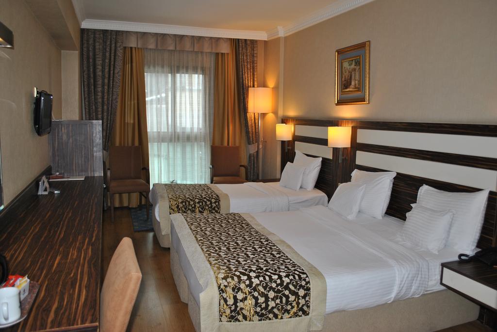 Standard Triple Room,380889886:JPEG