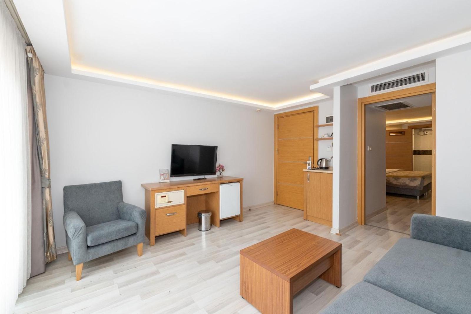 Triple Room Balcony