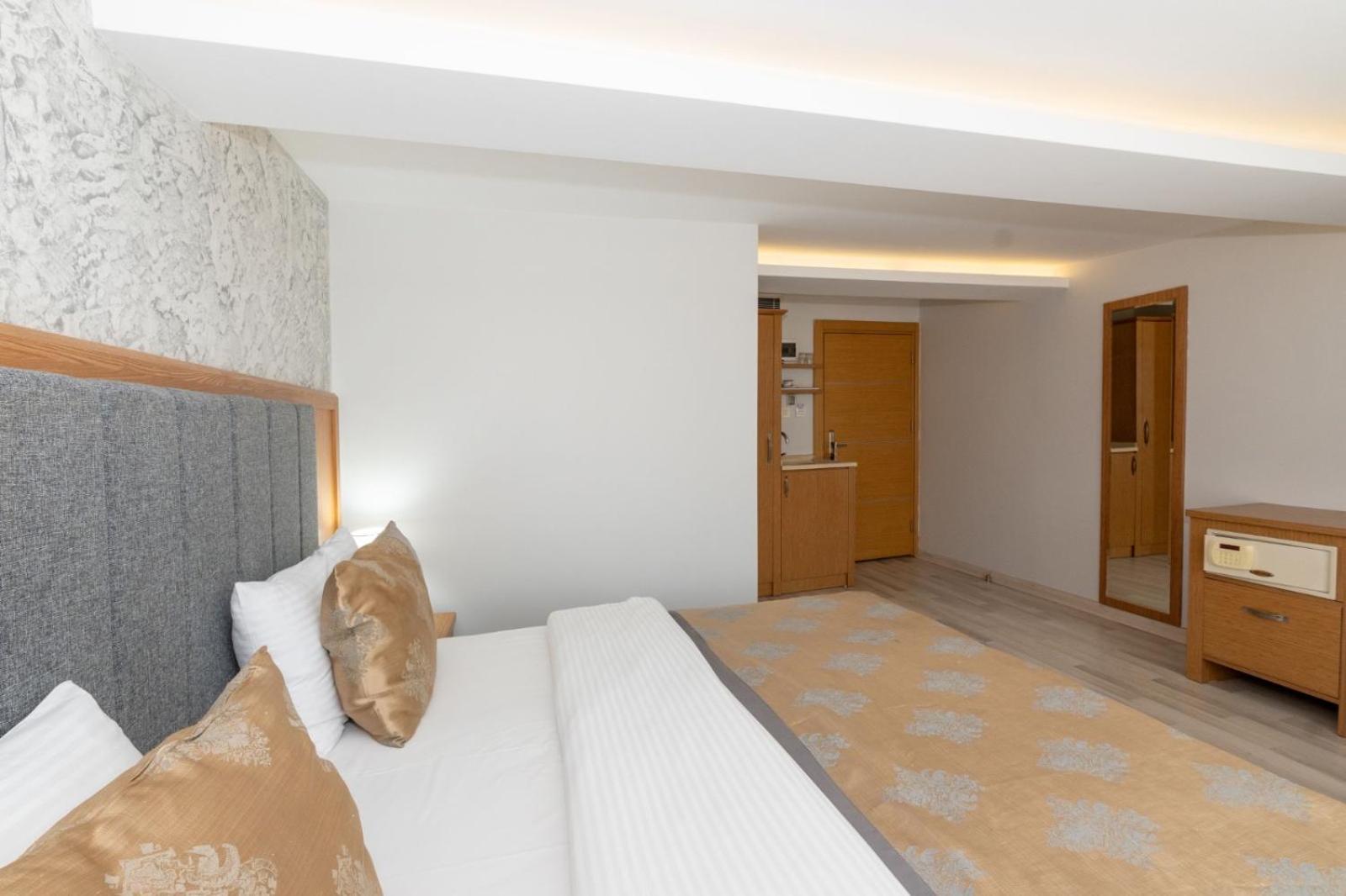 Deluxe Double Room Balcony