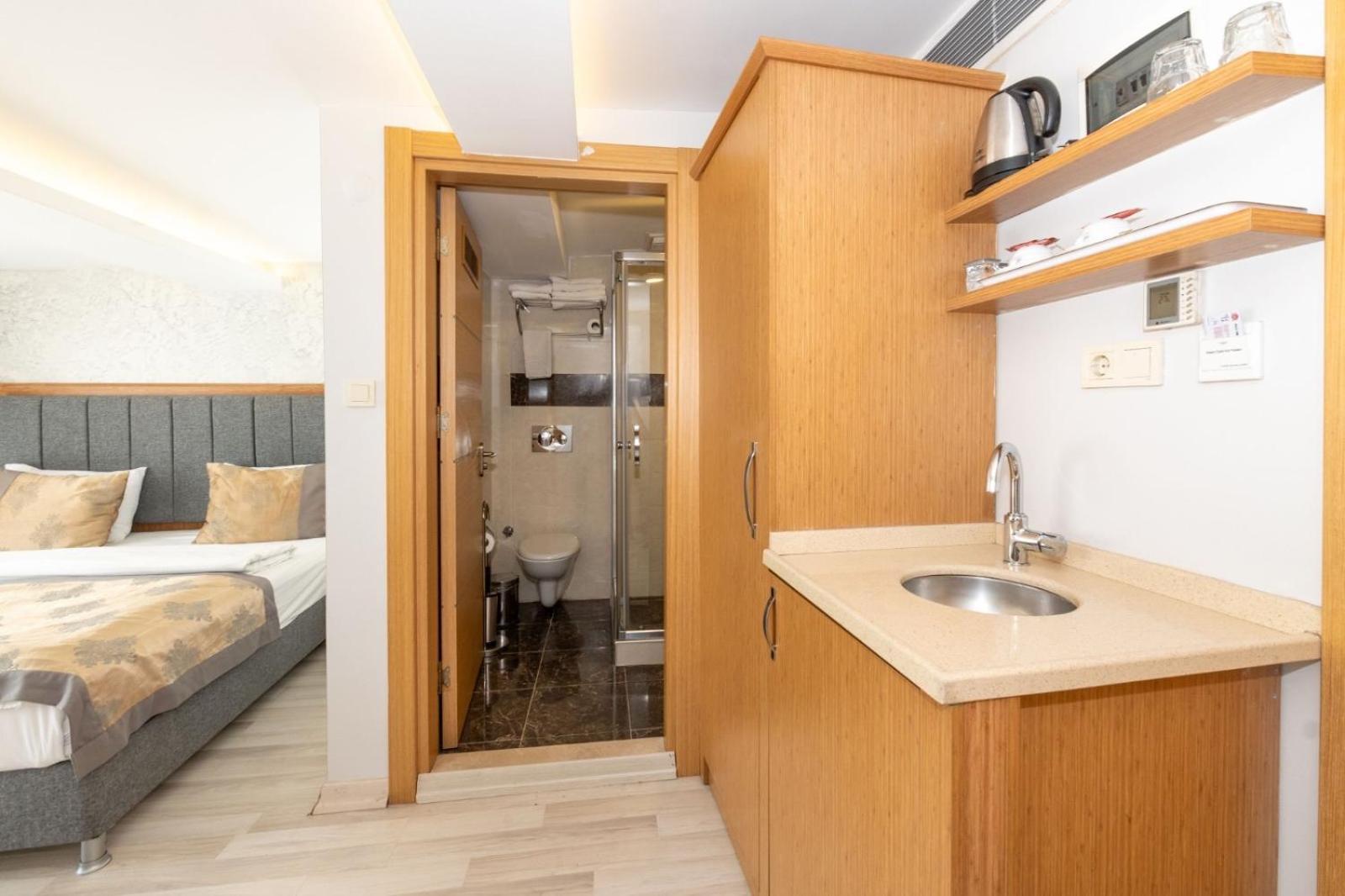 Deluxe Double Room Balcony
