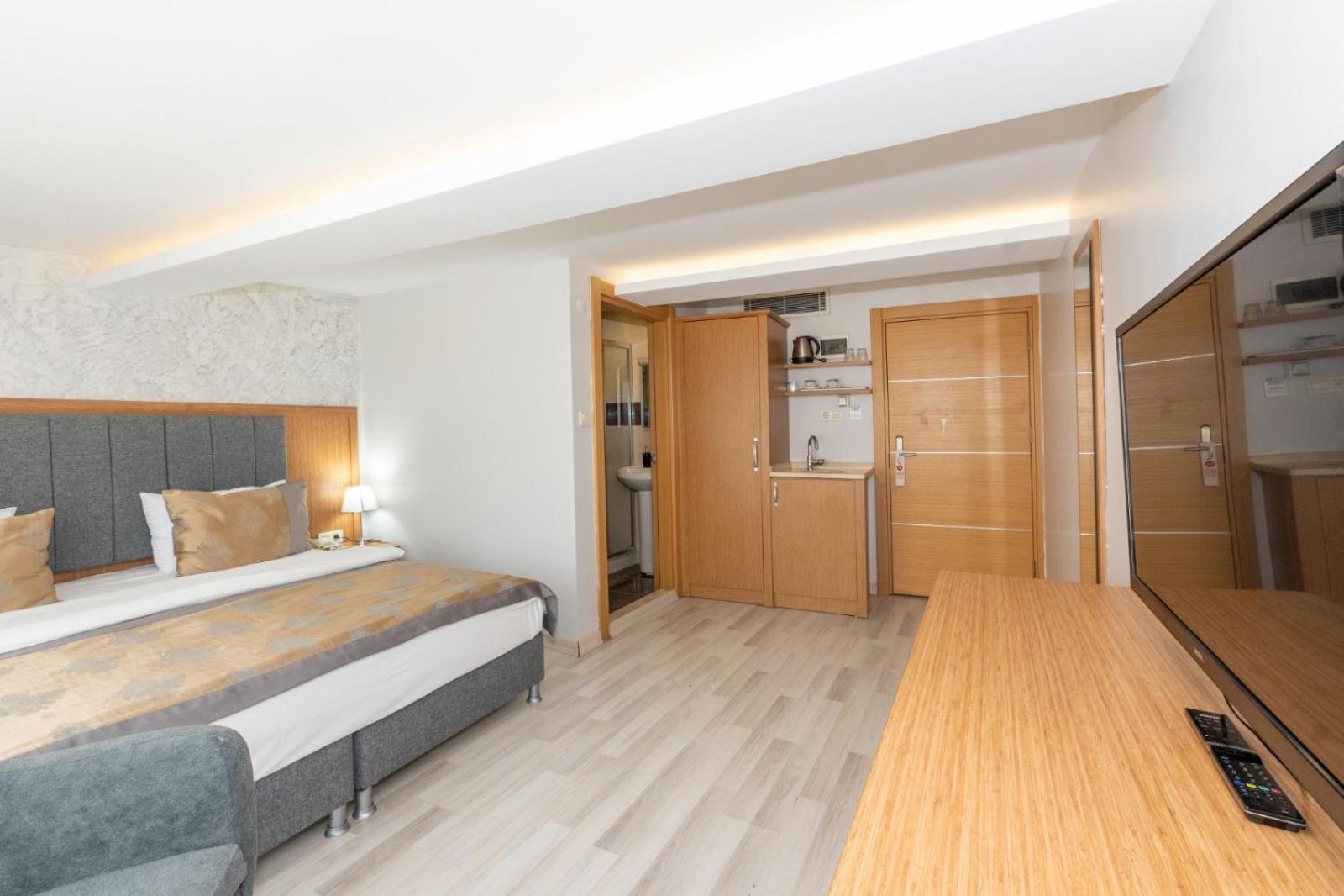 Deluxe Double Room Balcony