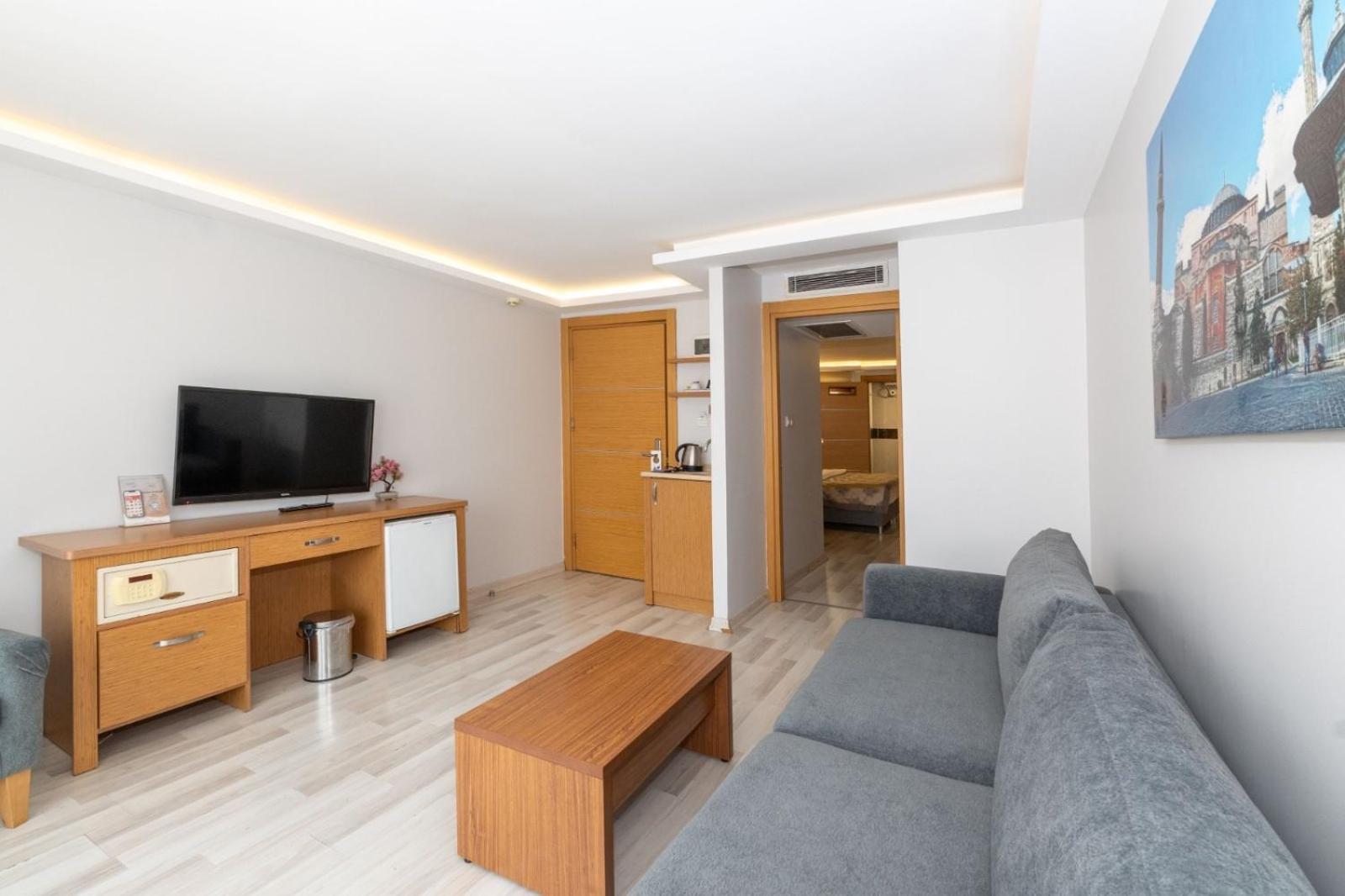 Triple Room Balcony