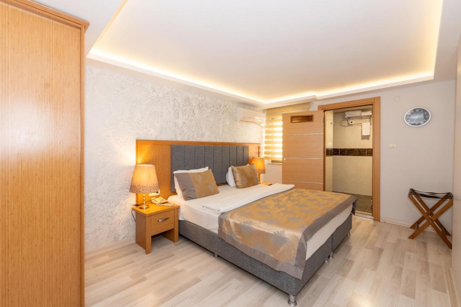 Triple Room Balcony