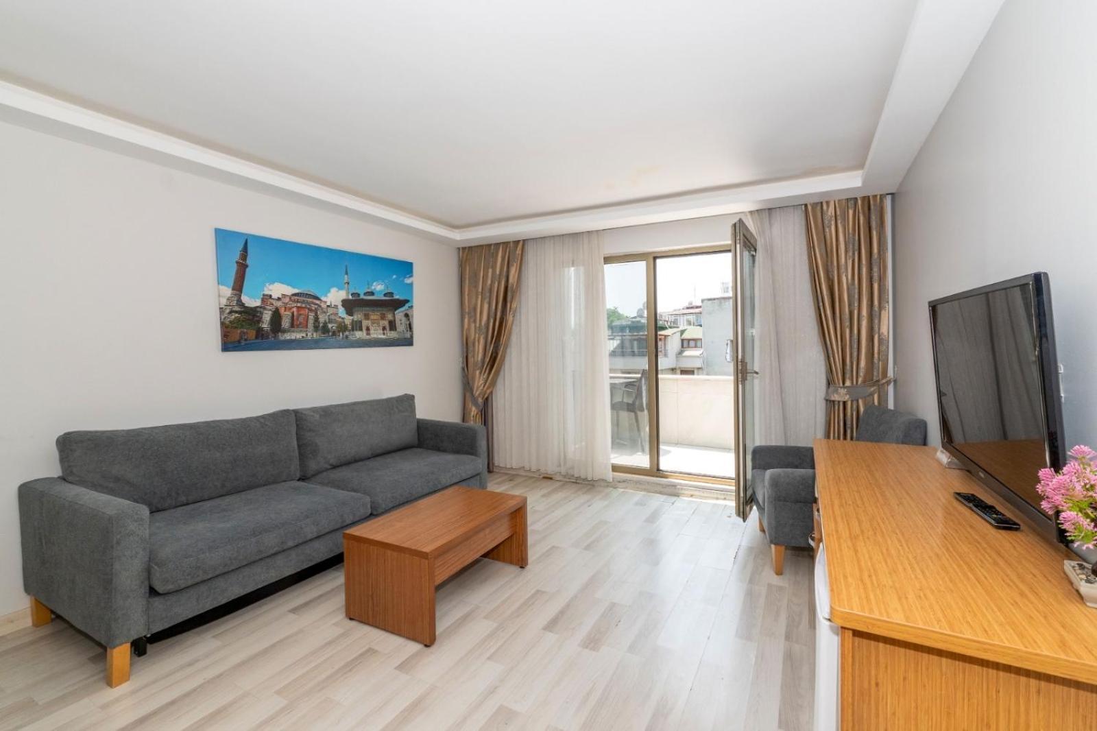Triple Room Balcony