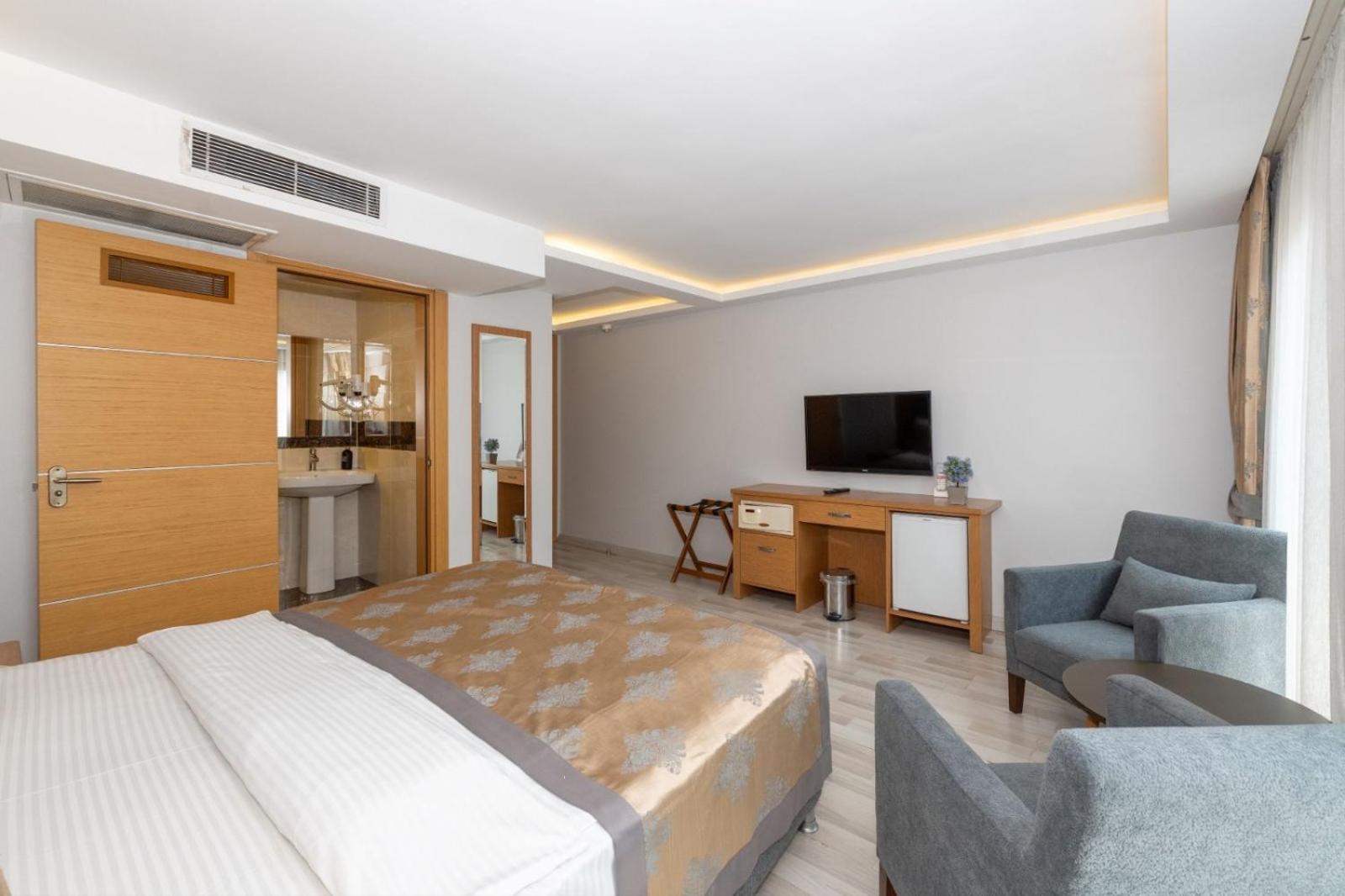 Superior Double or Twin Room