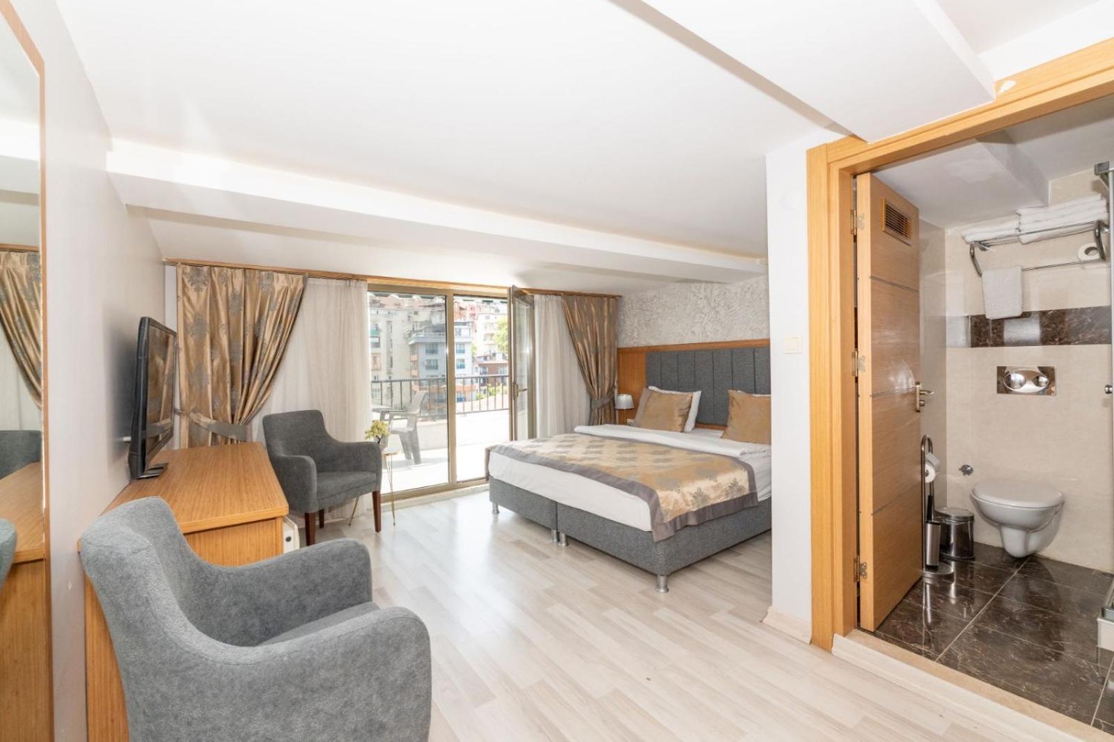 Deluxe Double Room Balcony