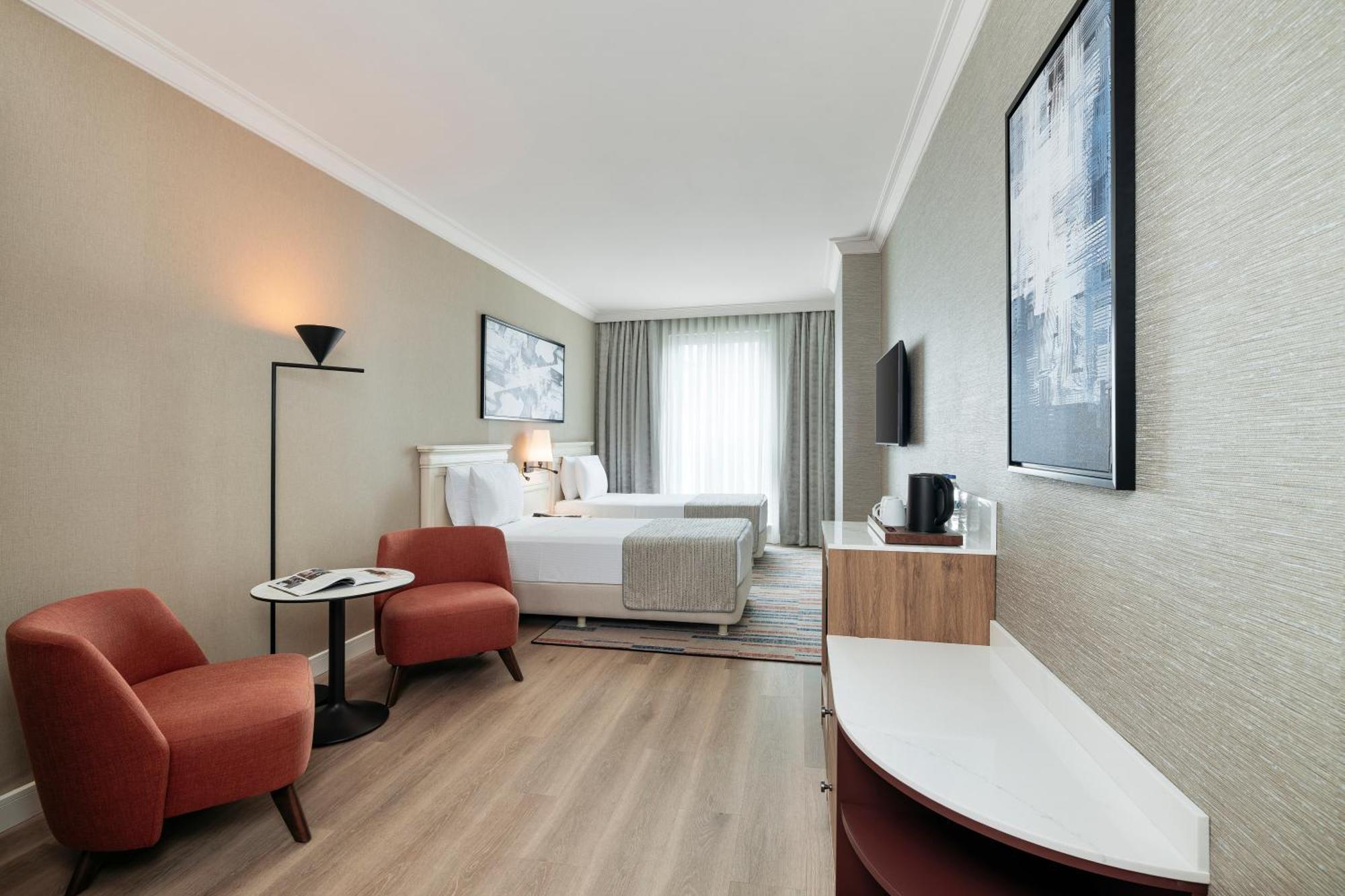Trendy Room 2 Single Beds
