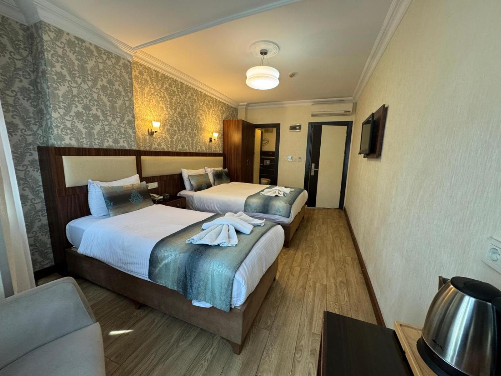 Superior Twin Room
