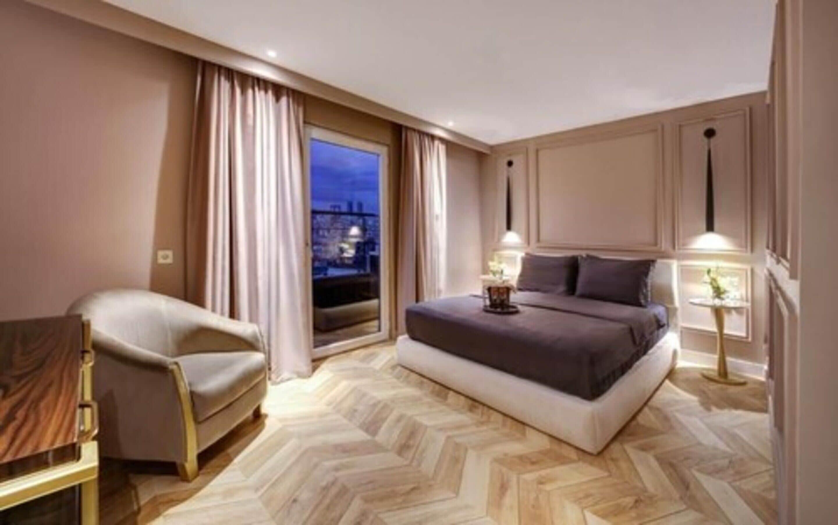 King Room Spa Bath