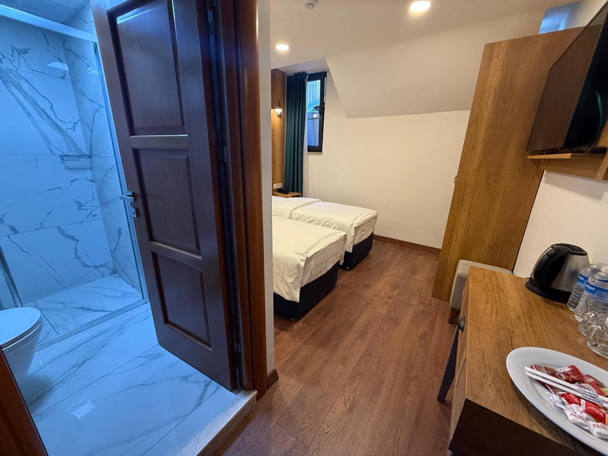 Twin Room Basement Floor