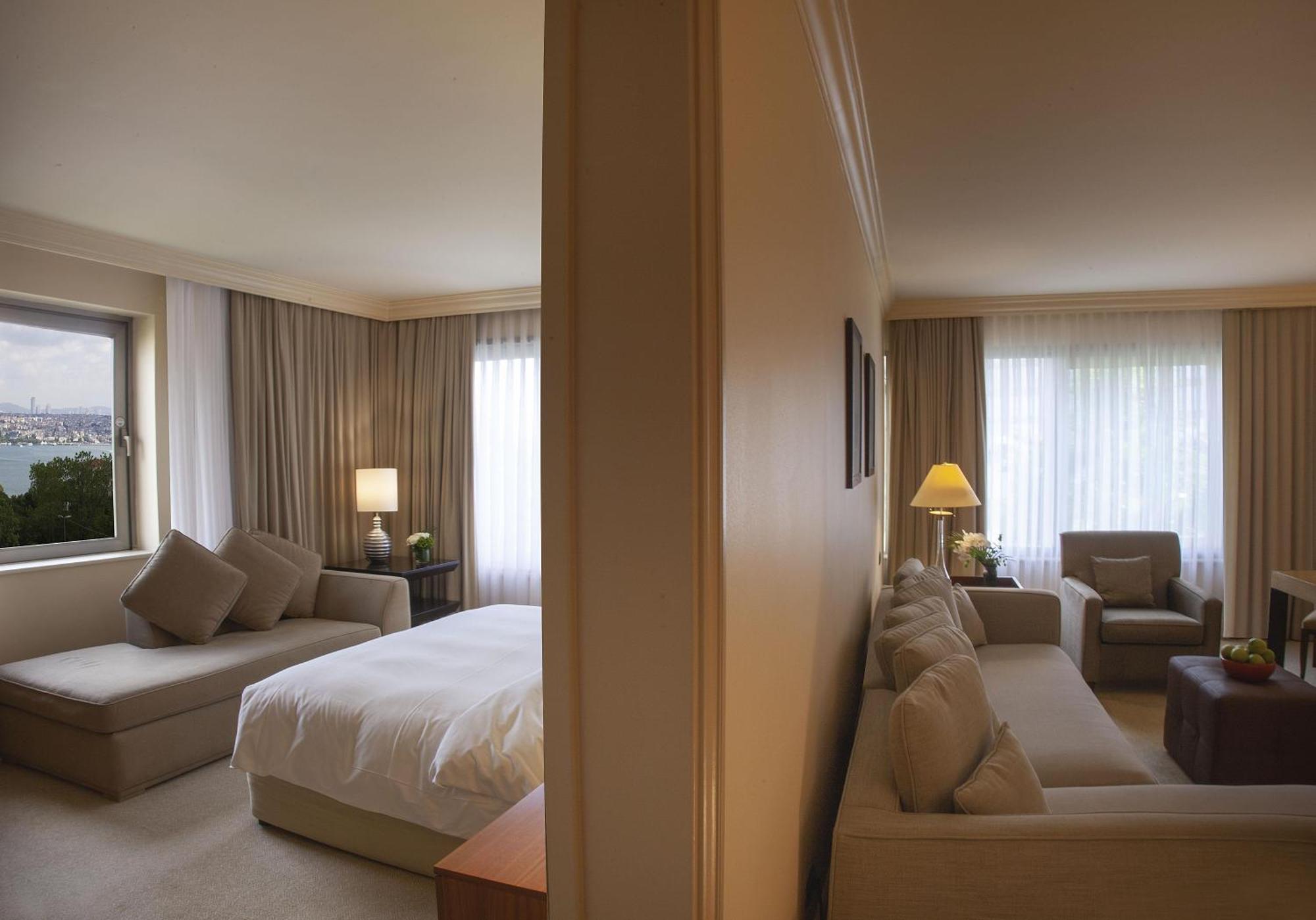 Grand Suite mit Kingsize-Bett und Blick auf den Bosporus - Zugang zur Lounge