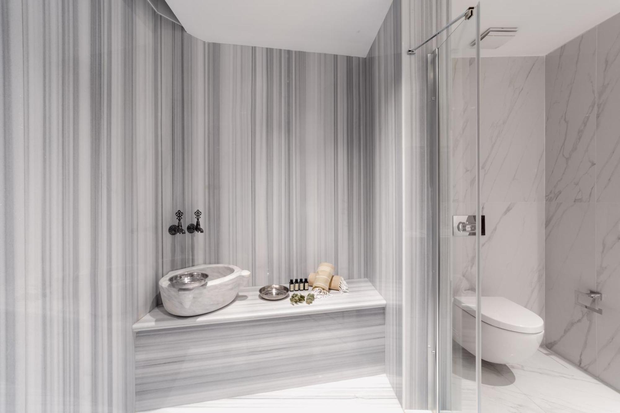 Hammam Suite