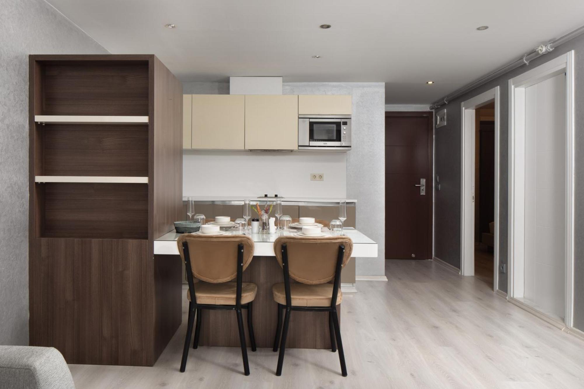 Two-Room Apartment,1758350899:JPEG