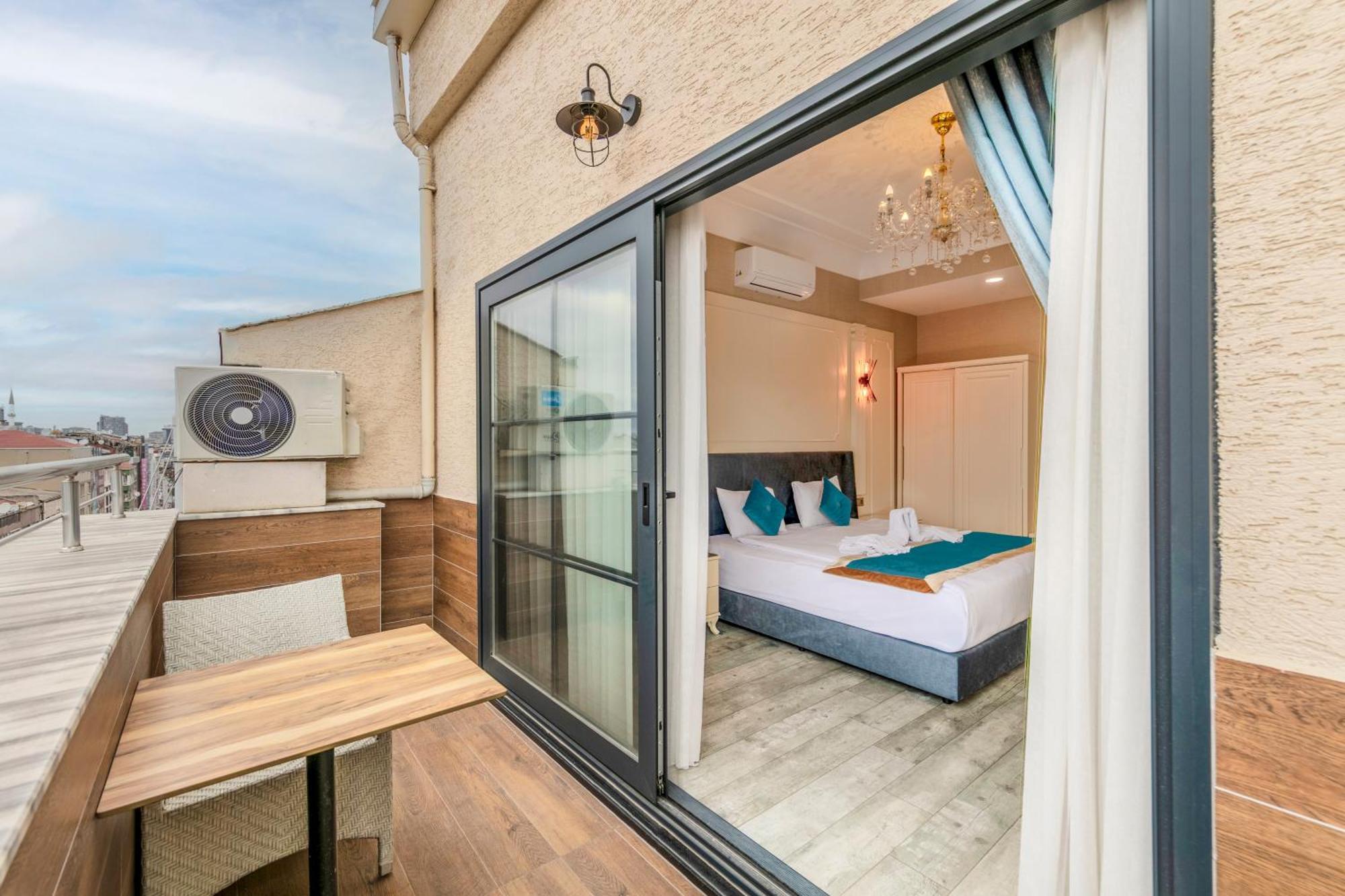 Deluxe Double Room Balcony