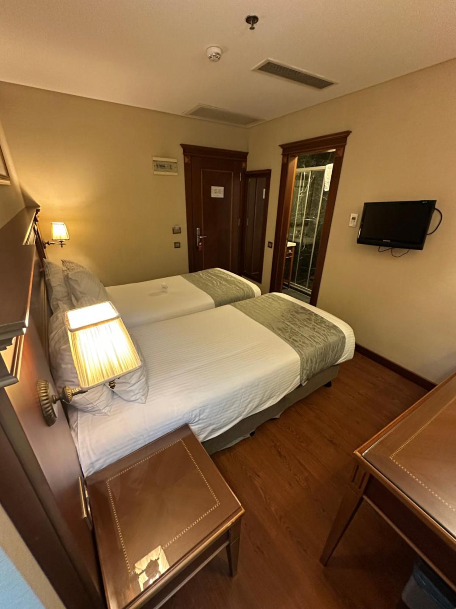 Economy Twin Room