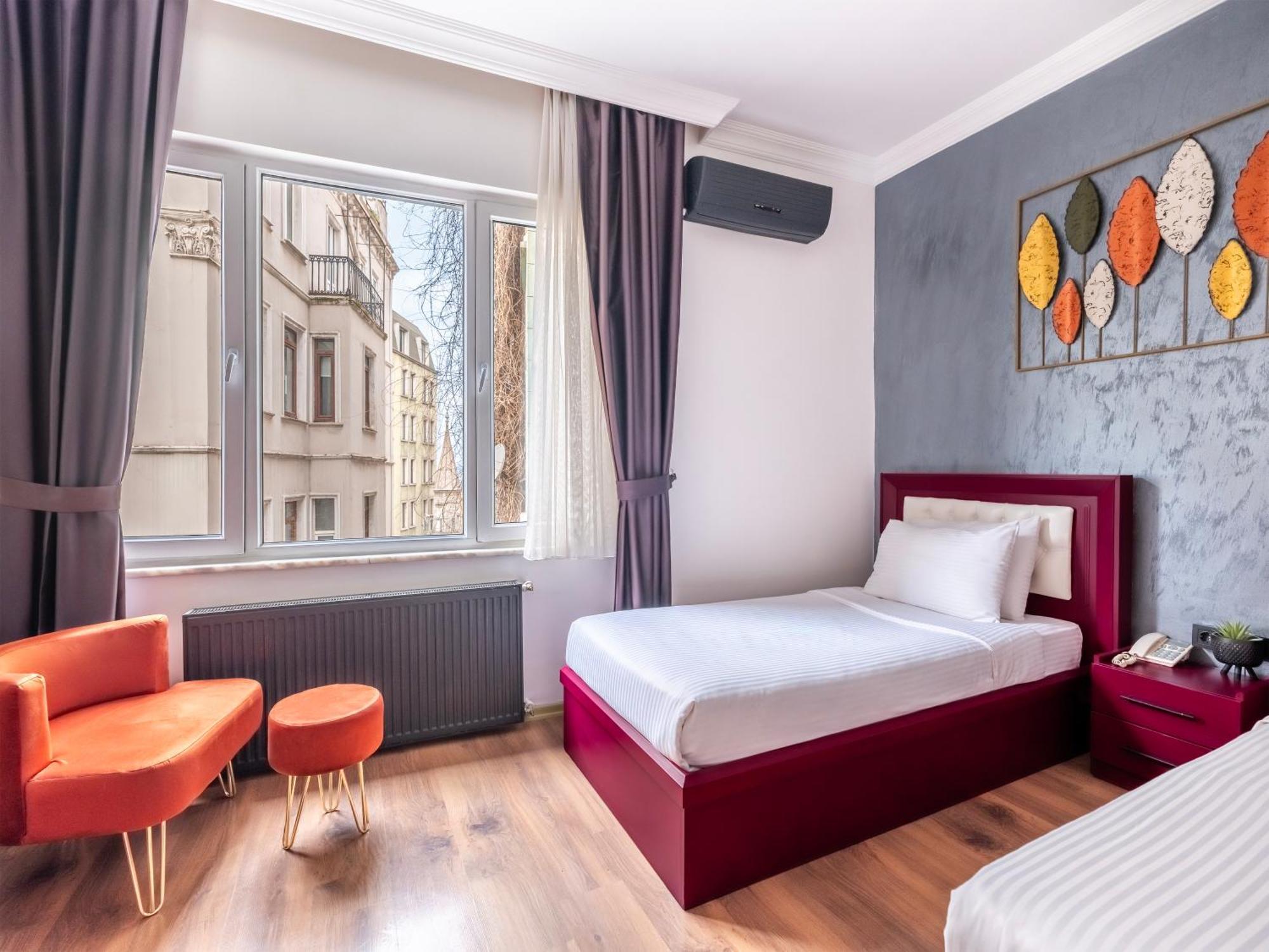Standard Twin Room