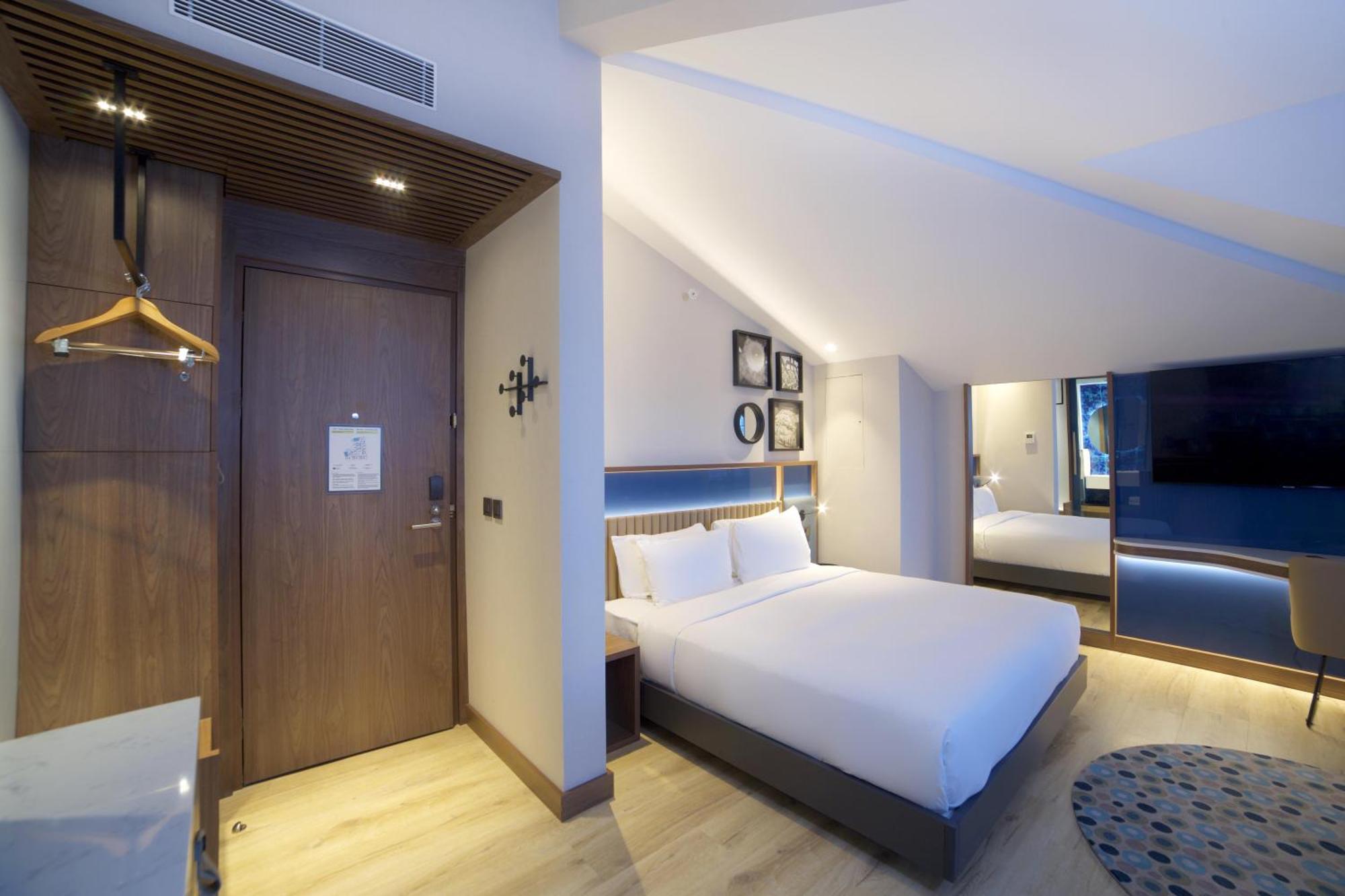 King Room Sofa Bed Terrace