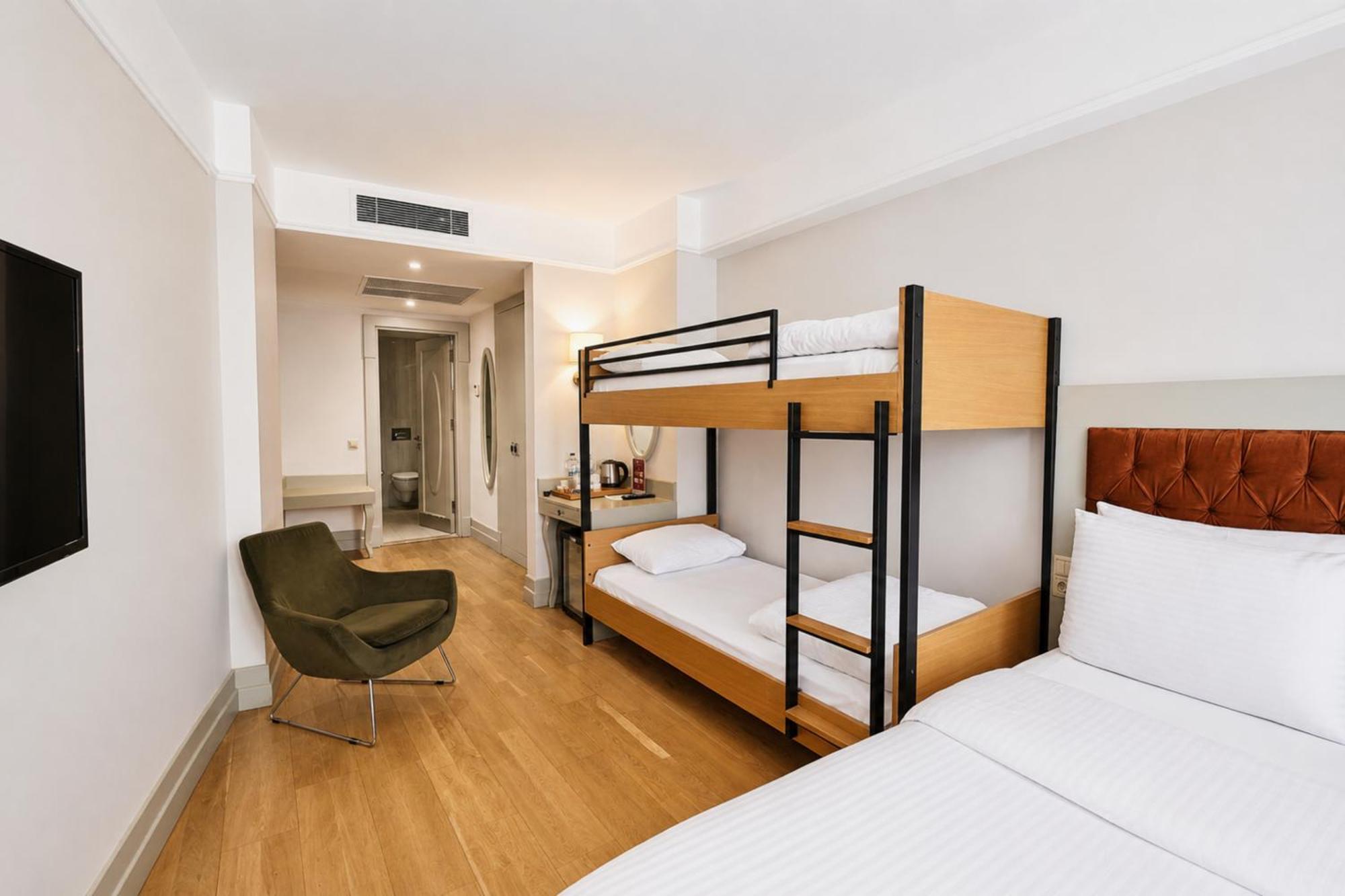 Standard Triple Room Bunk Bed