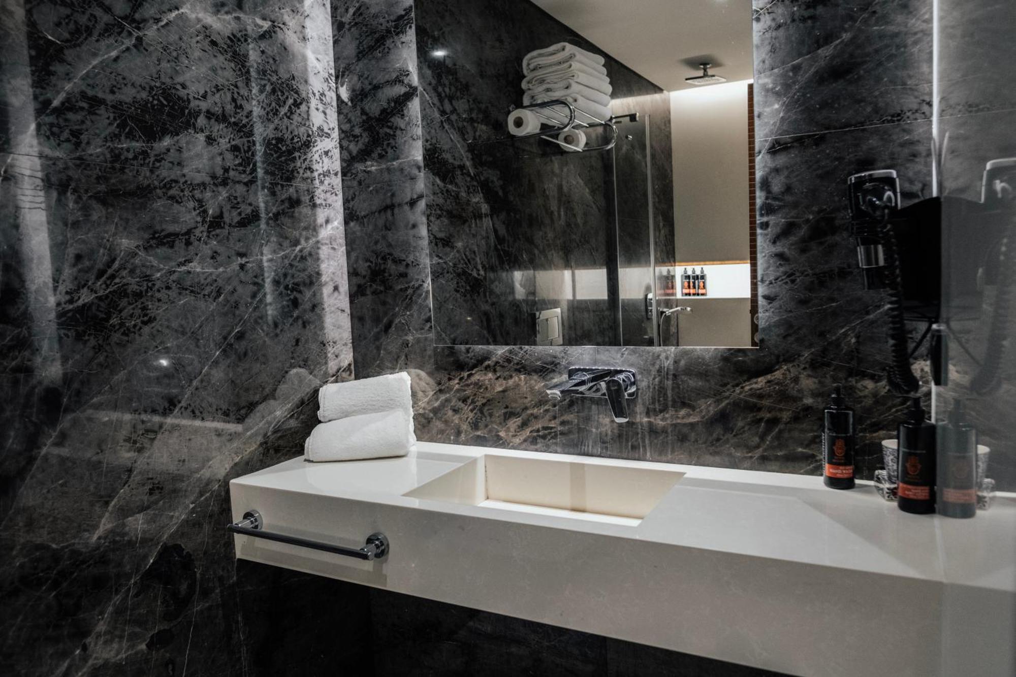 Premier Triple Room