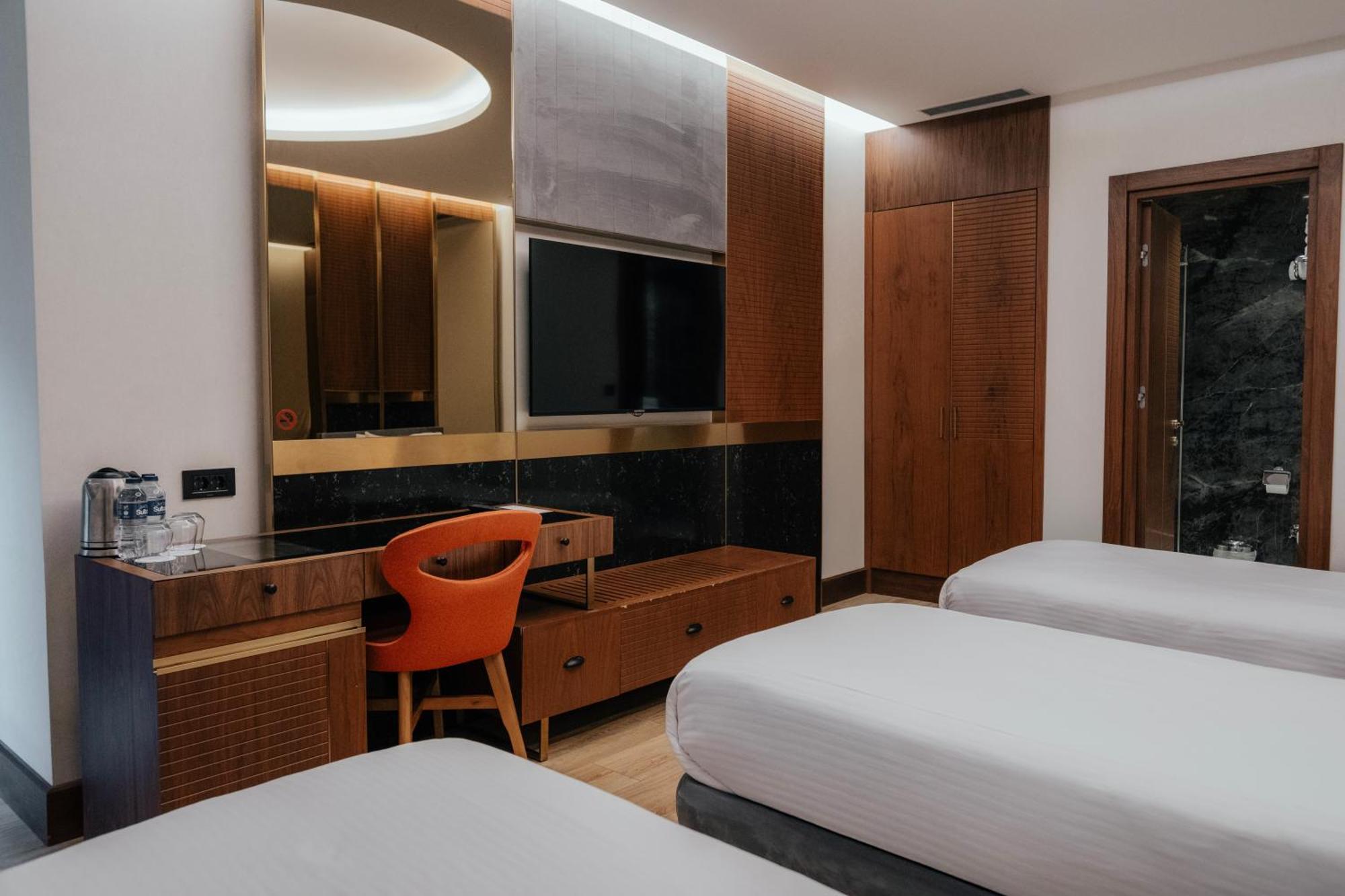 Premier Triple Room