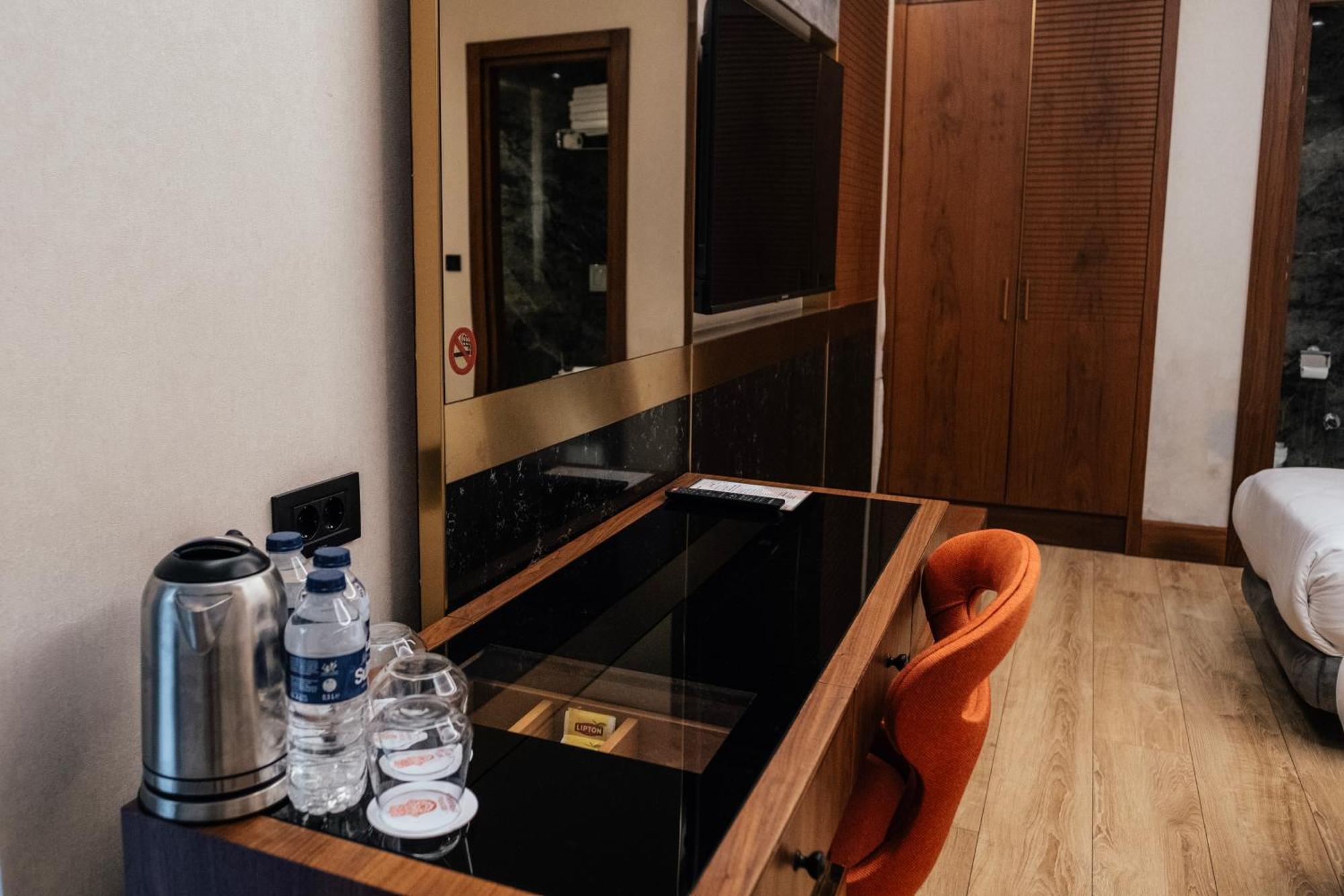 Premier Triple Room