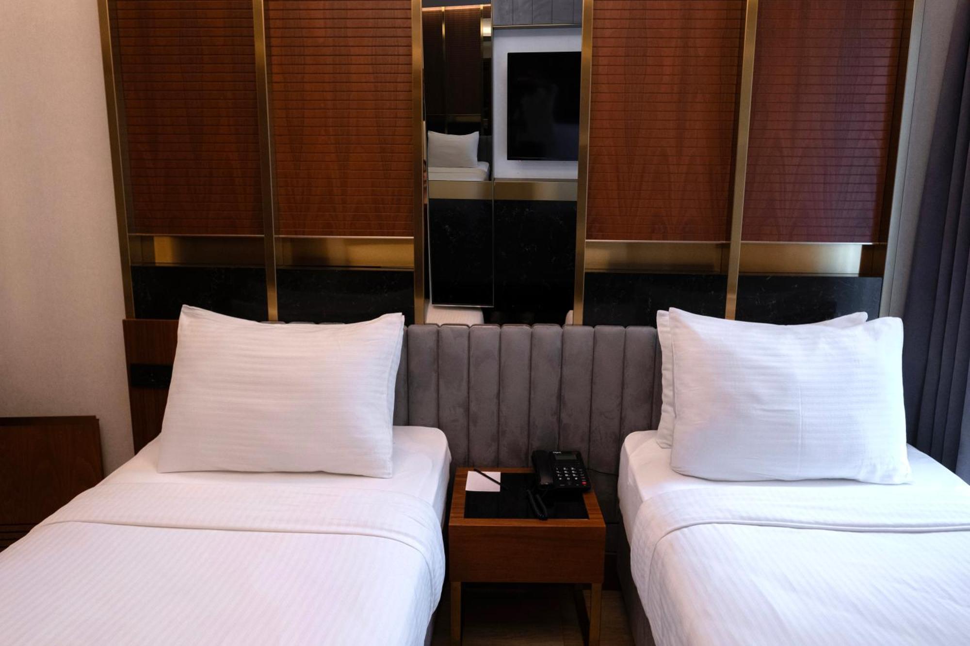 Premier Twin Room