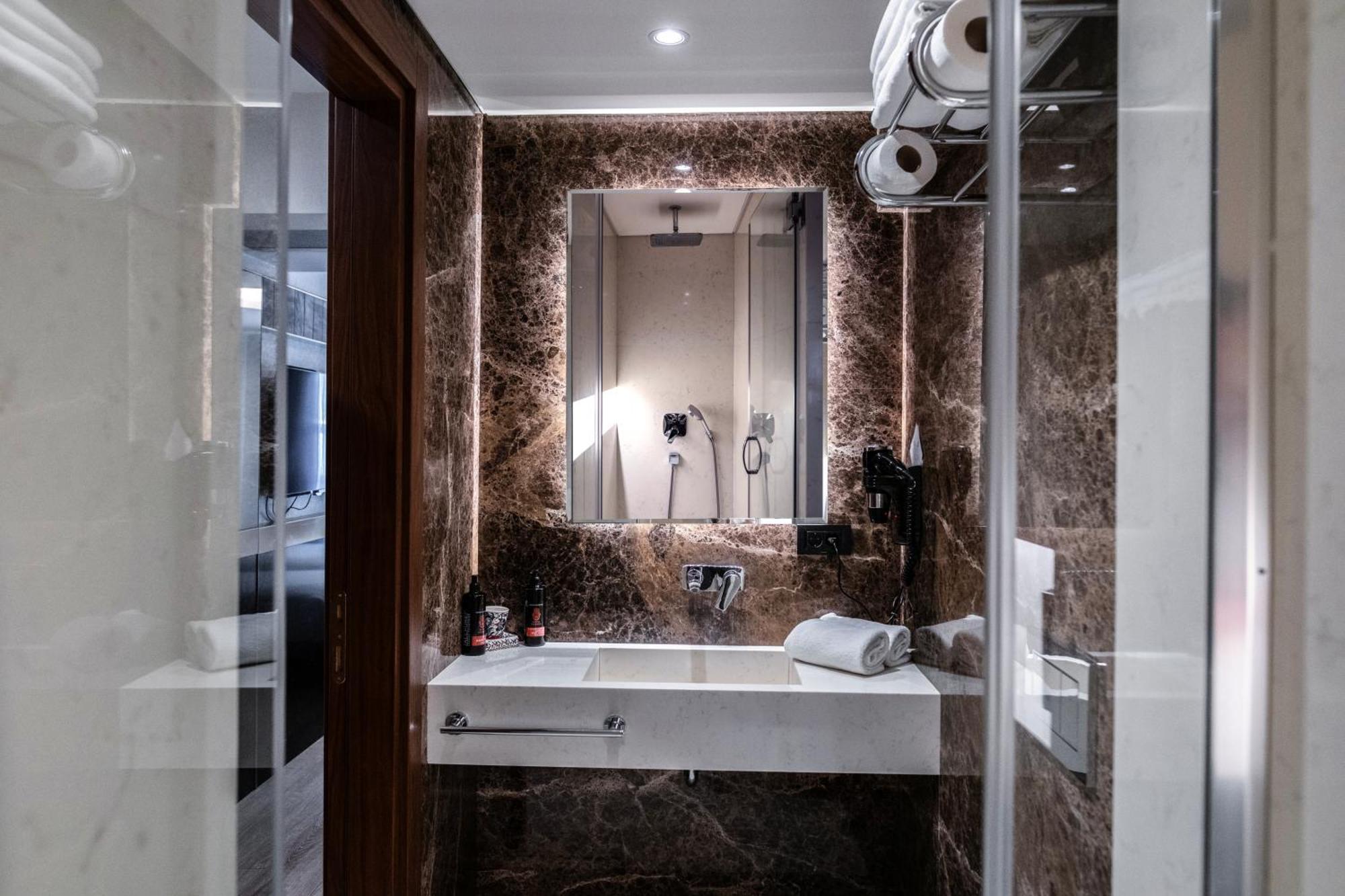 Premier Twin Room