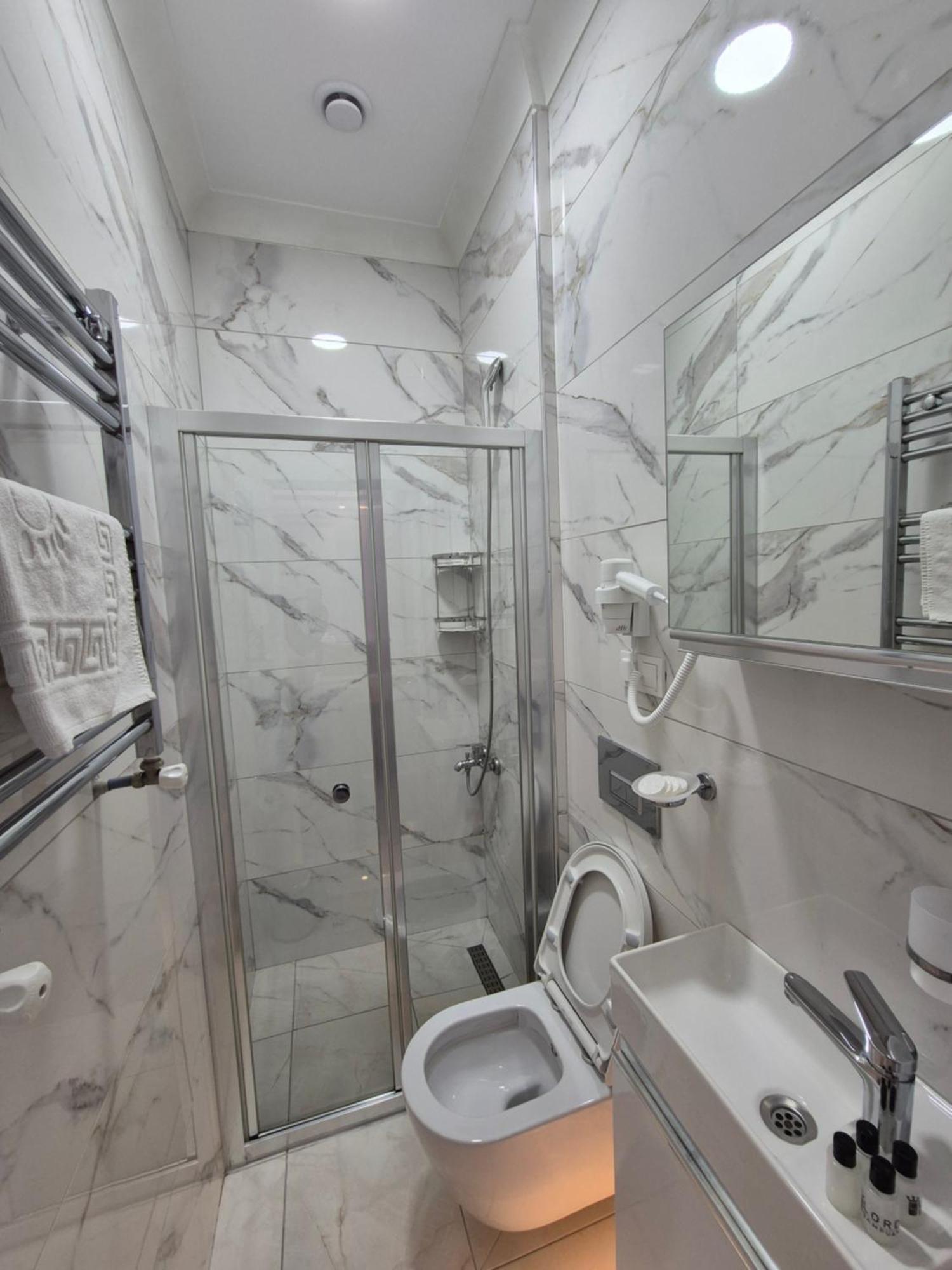Economy Quadruple Room
