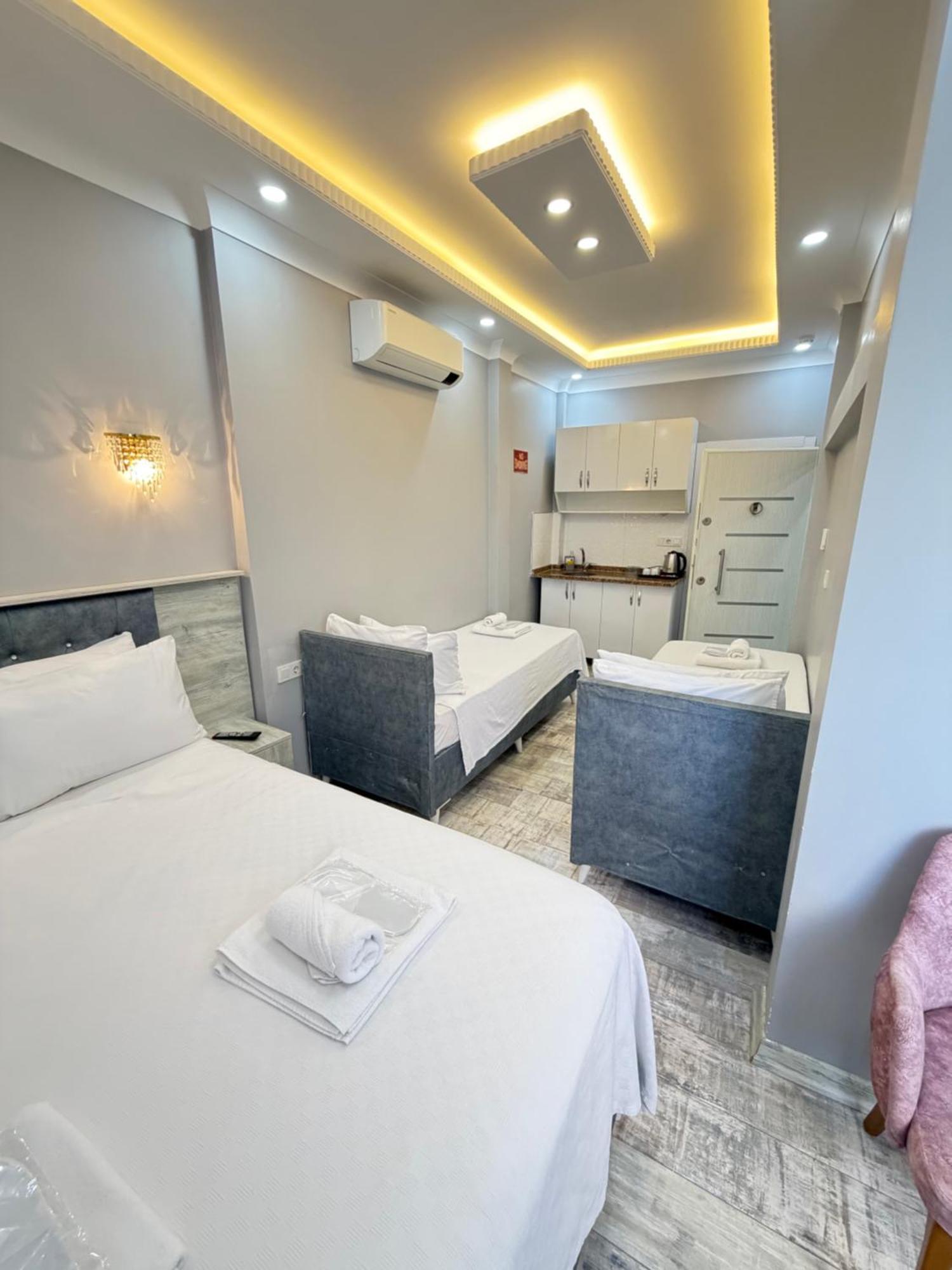 Economy Quadruple Room