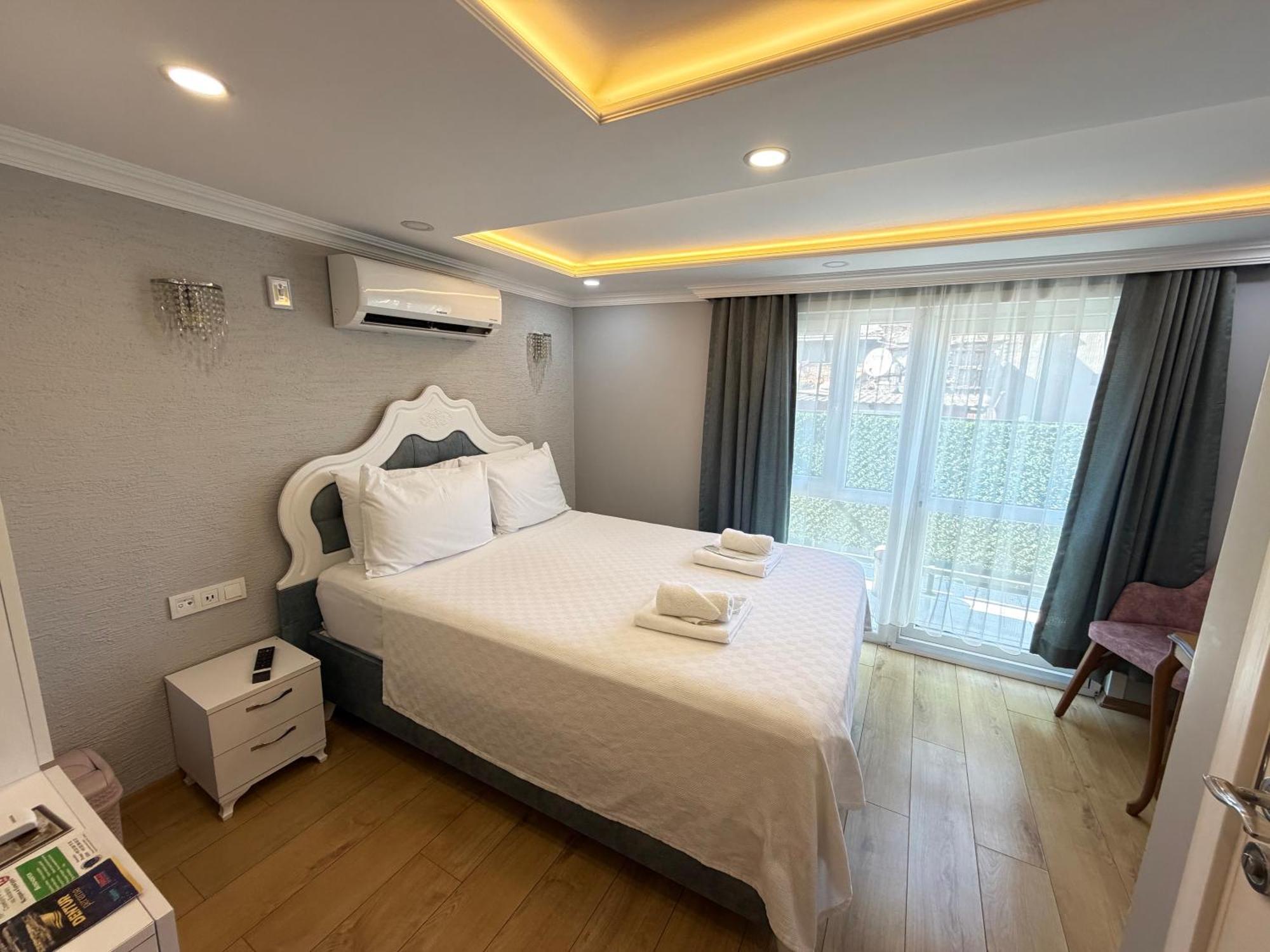 Double Room Balcony Top Floor