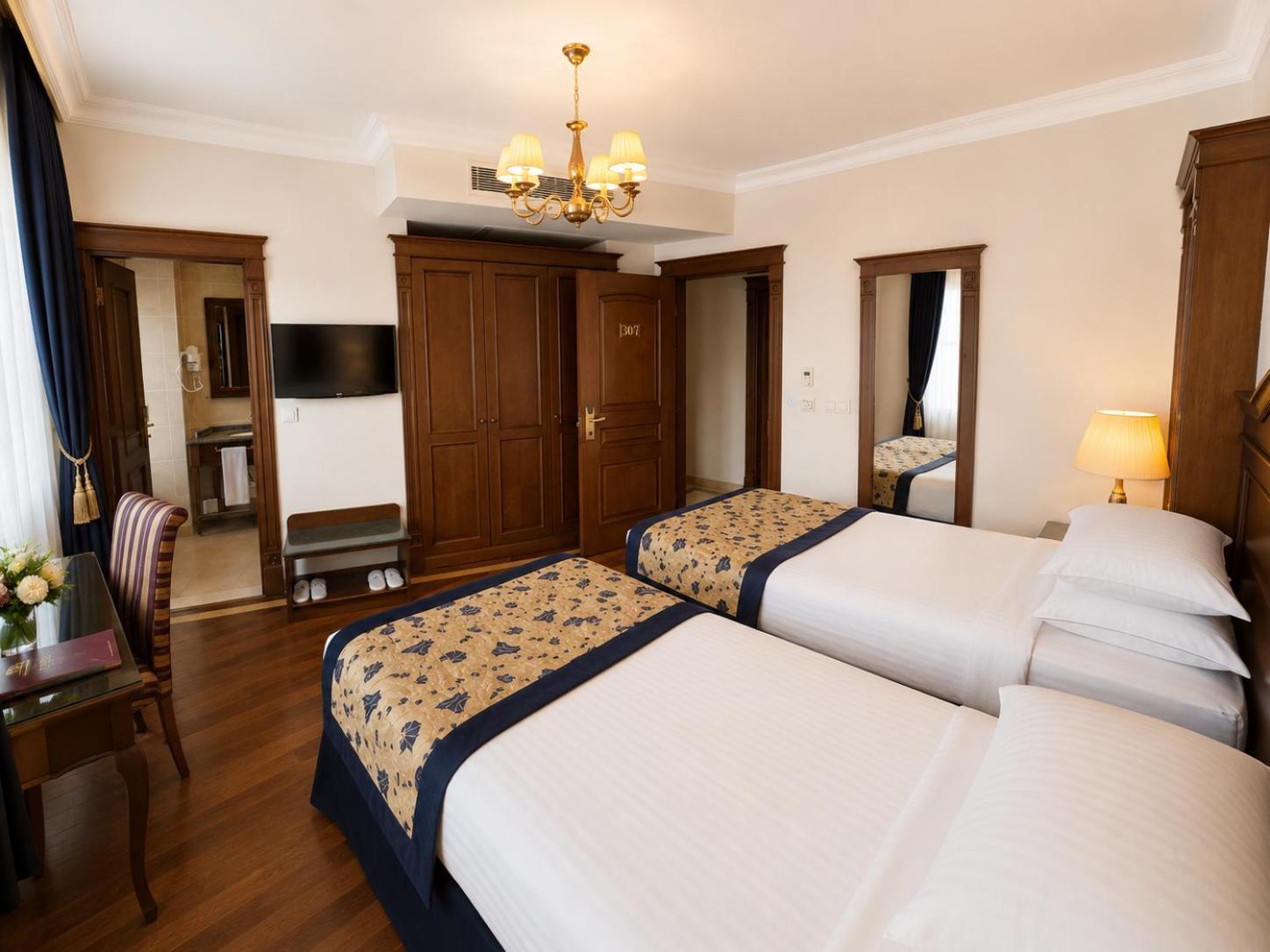 Quarto Deluxe com Cama de Casal ou 2 de Solteiro
