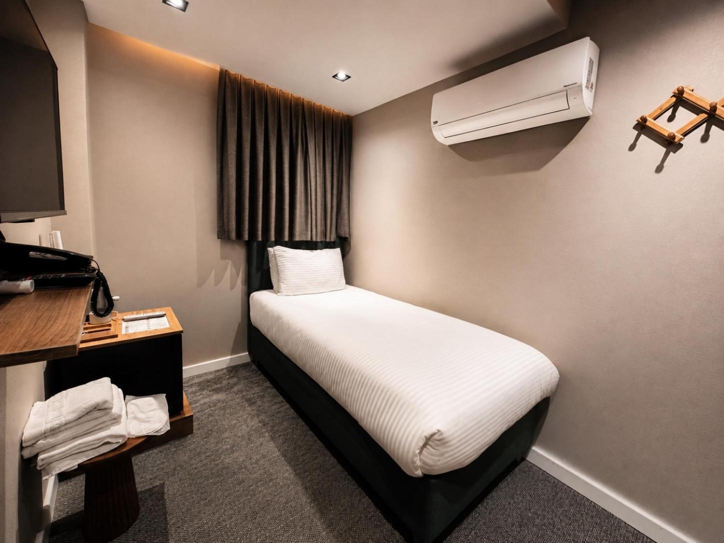 Economy Single Room