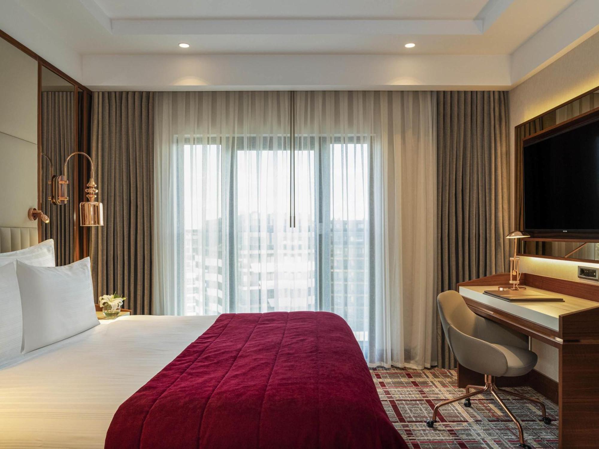 Superior Queen Room